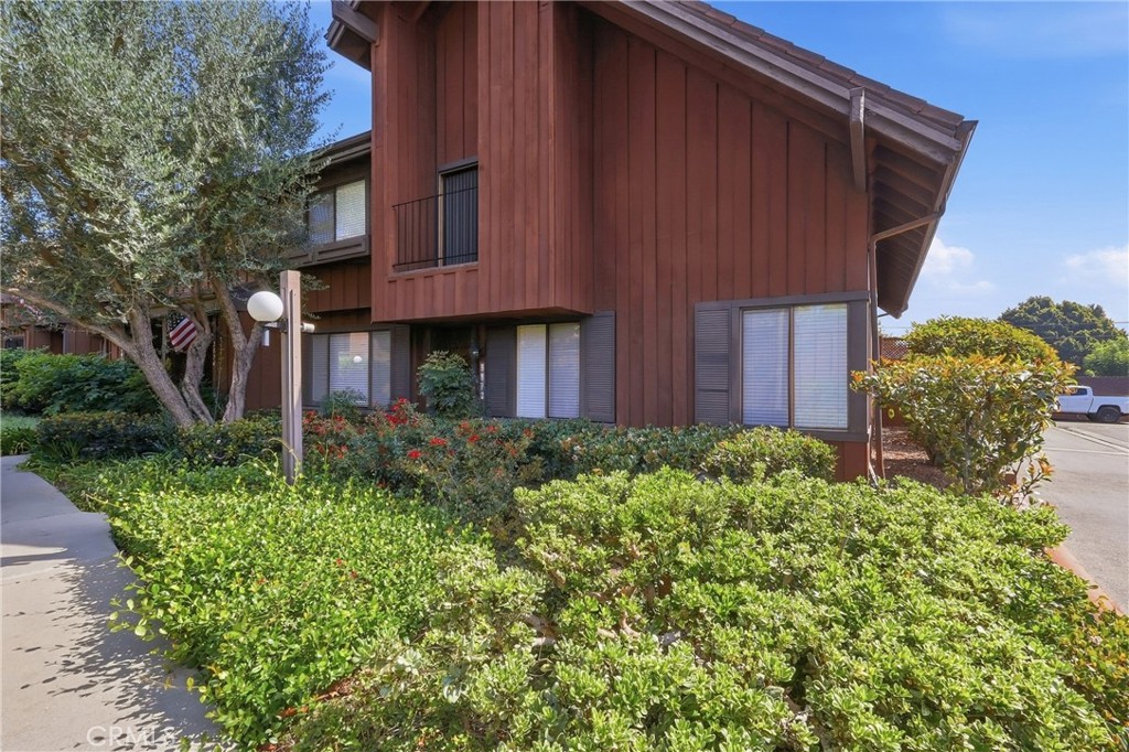 2074 Mount Shasta