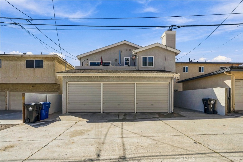 934 W 26th 1