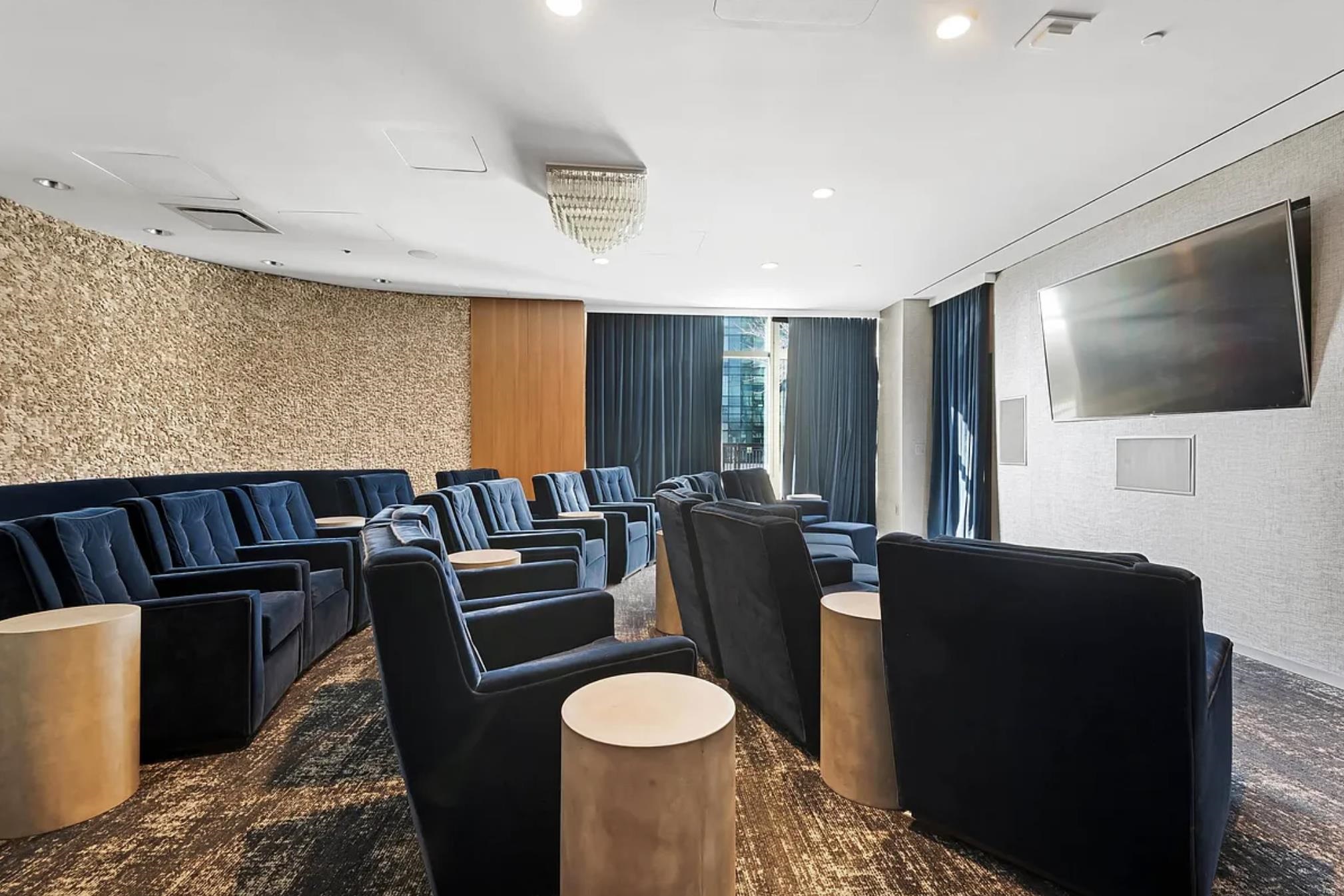 77 HUDSON ST Unit: 4203