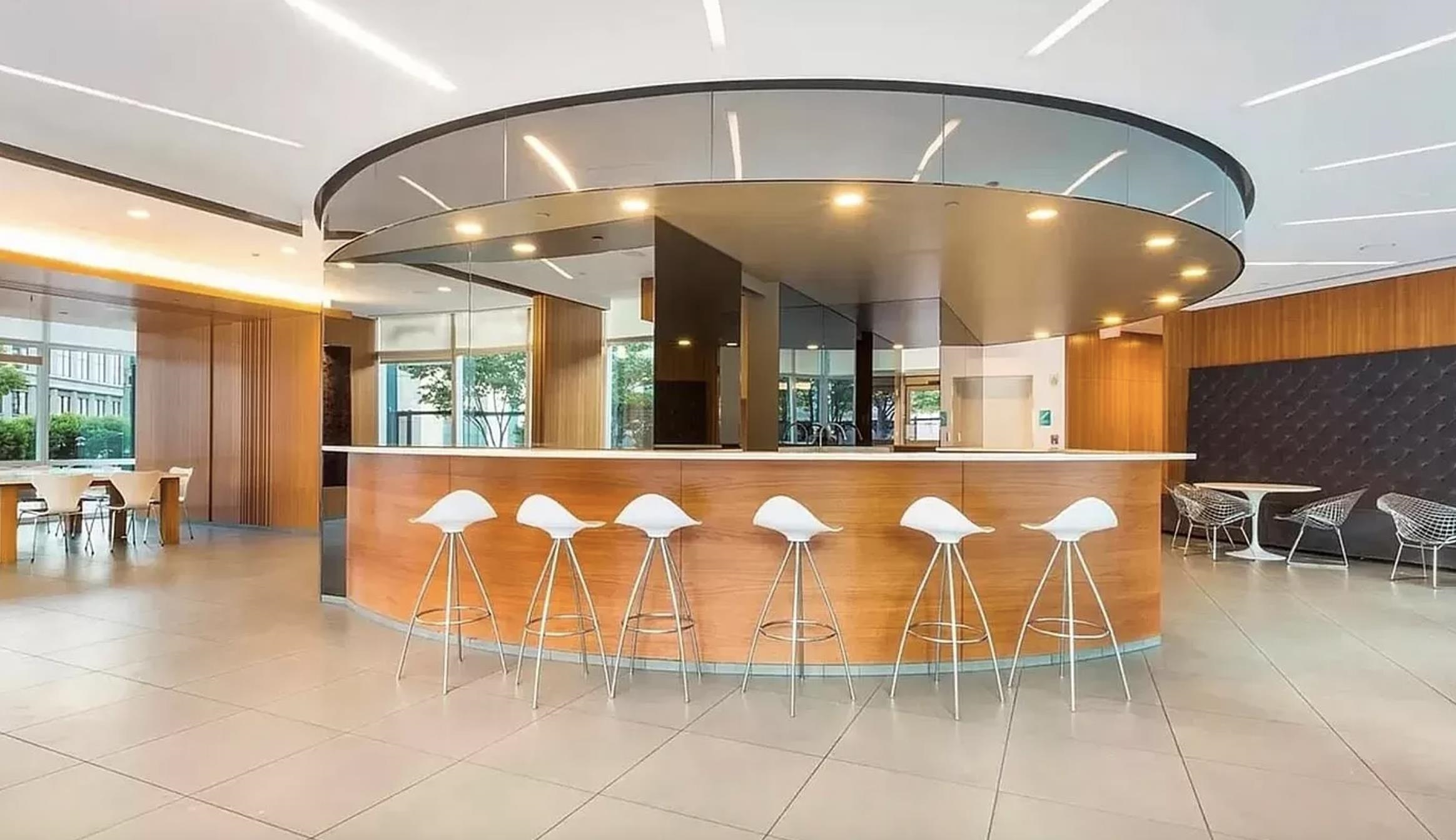 77 HUDSON ST Unit: 4203