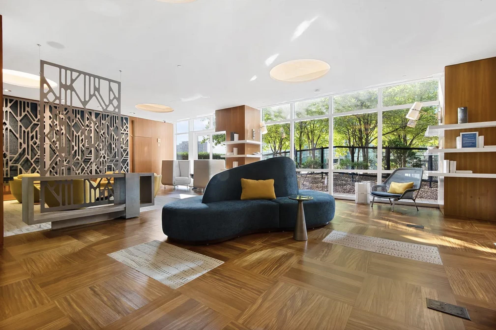 77 HUDSON ST Unit: 4203