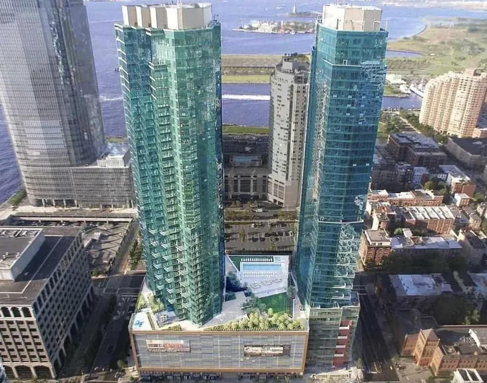 77 HUDSON ST Unit: 4203