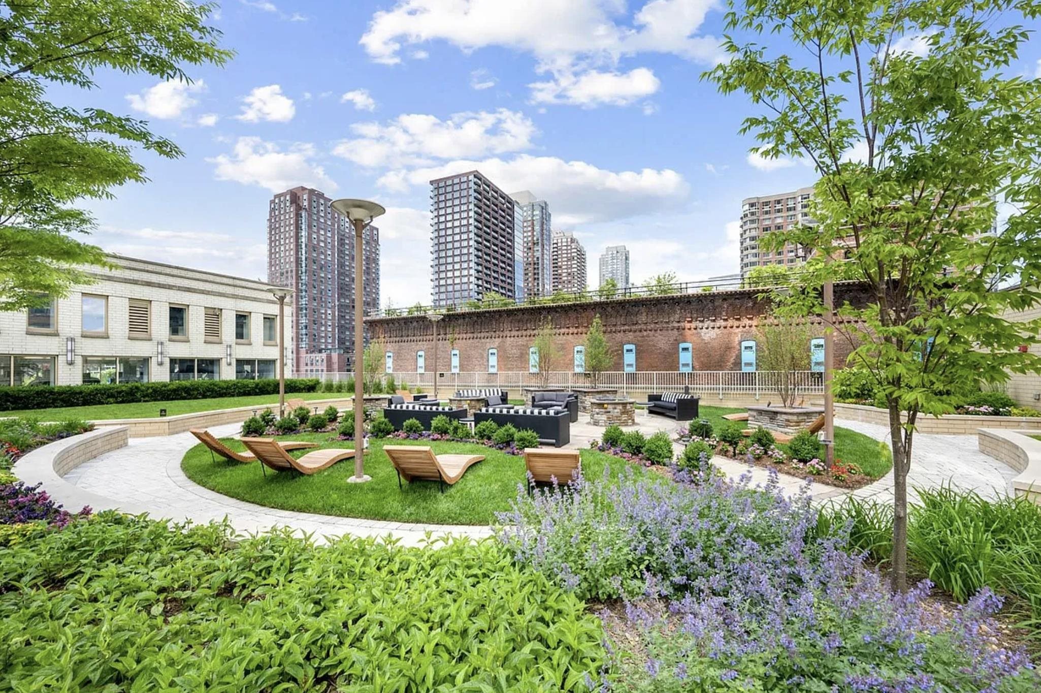 88 MORGAN ST Unit: 4509