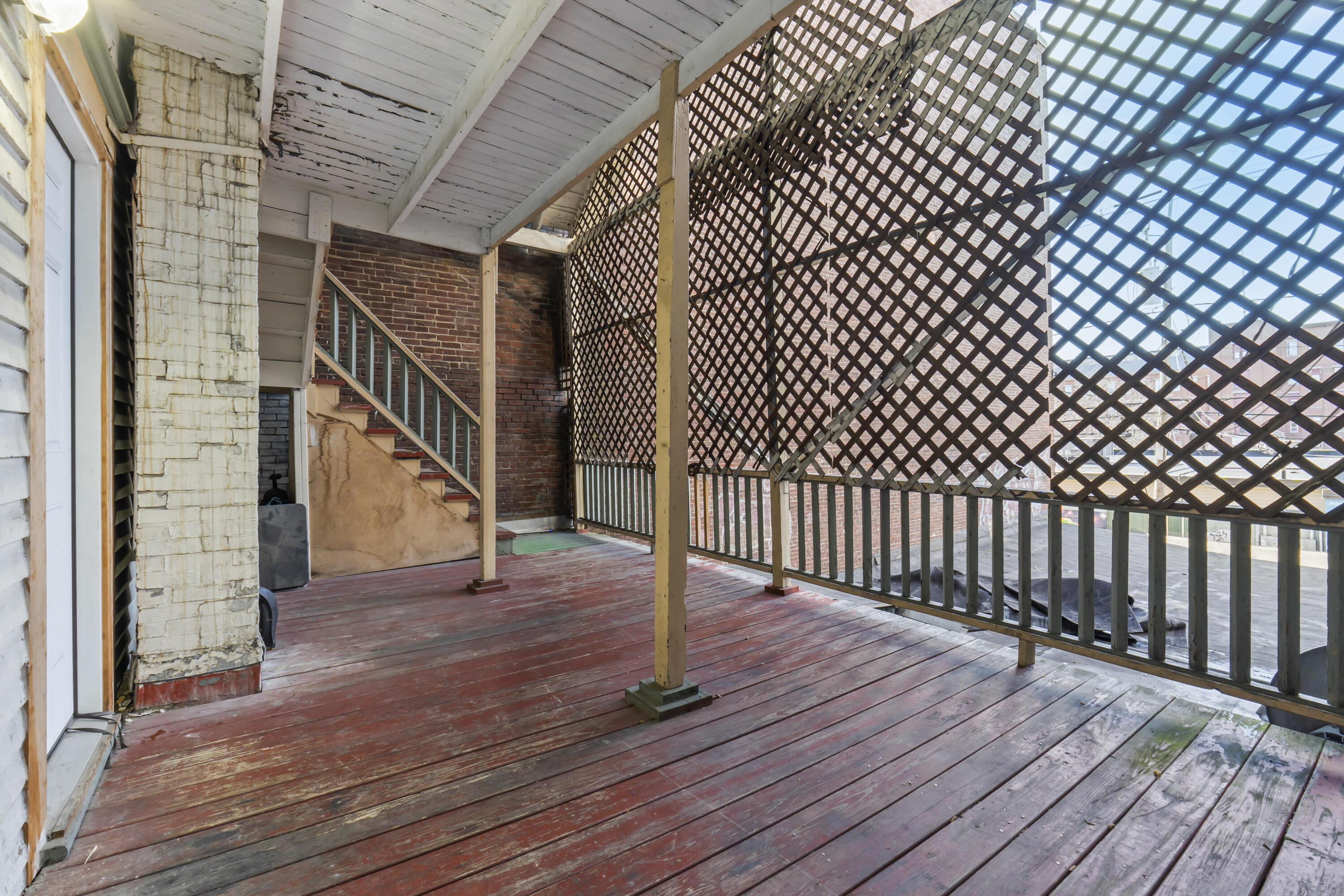 337 Lisbon Street