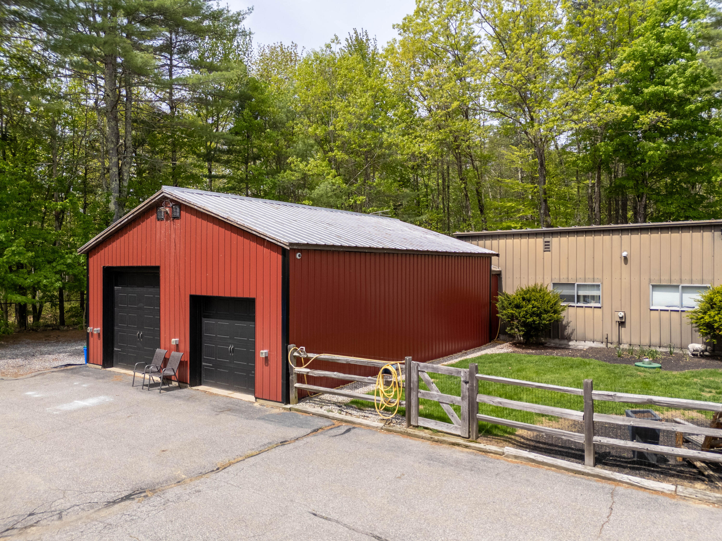 786 Howes Corner Road