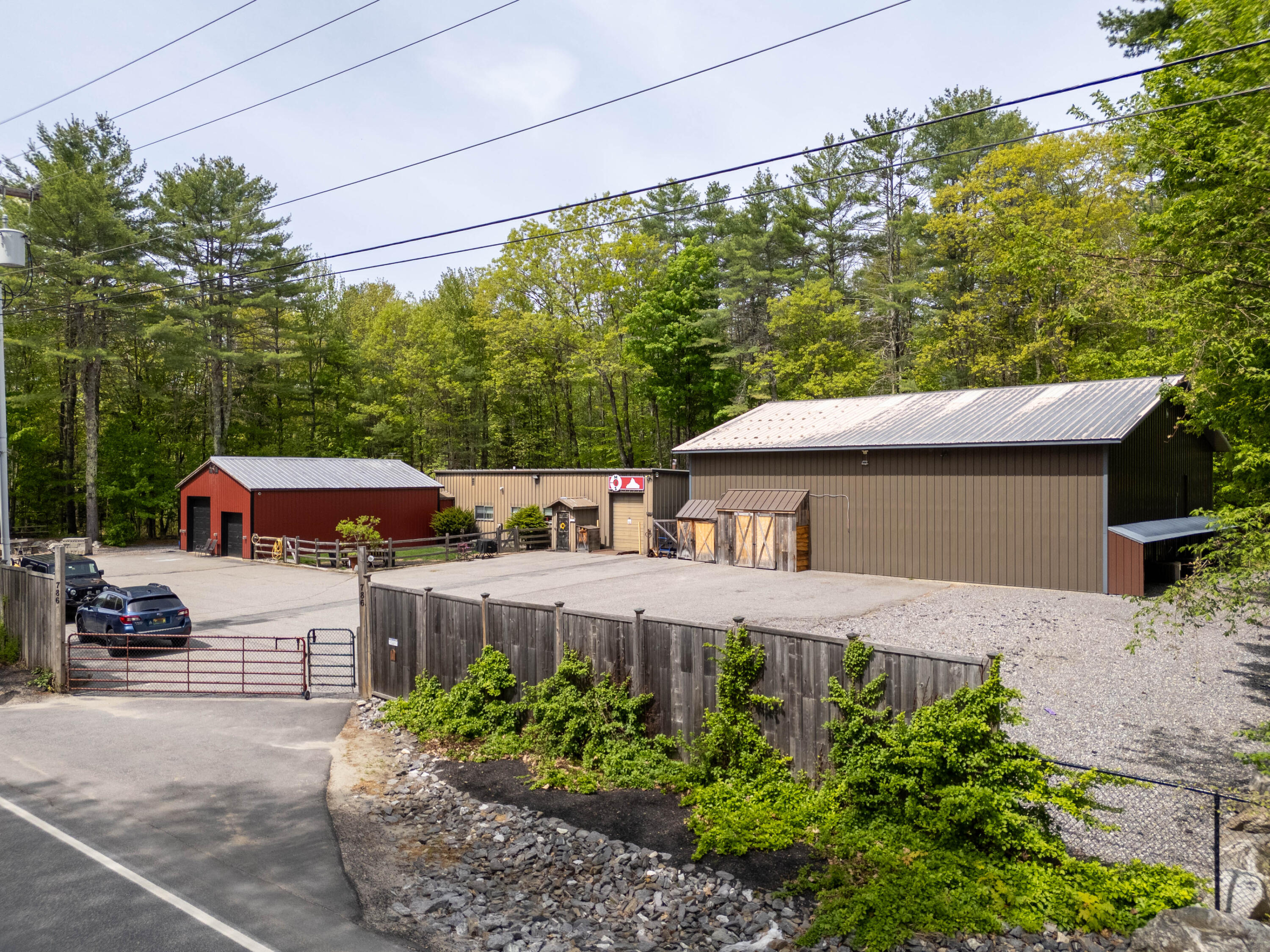 786 Howes Corner Road