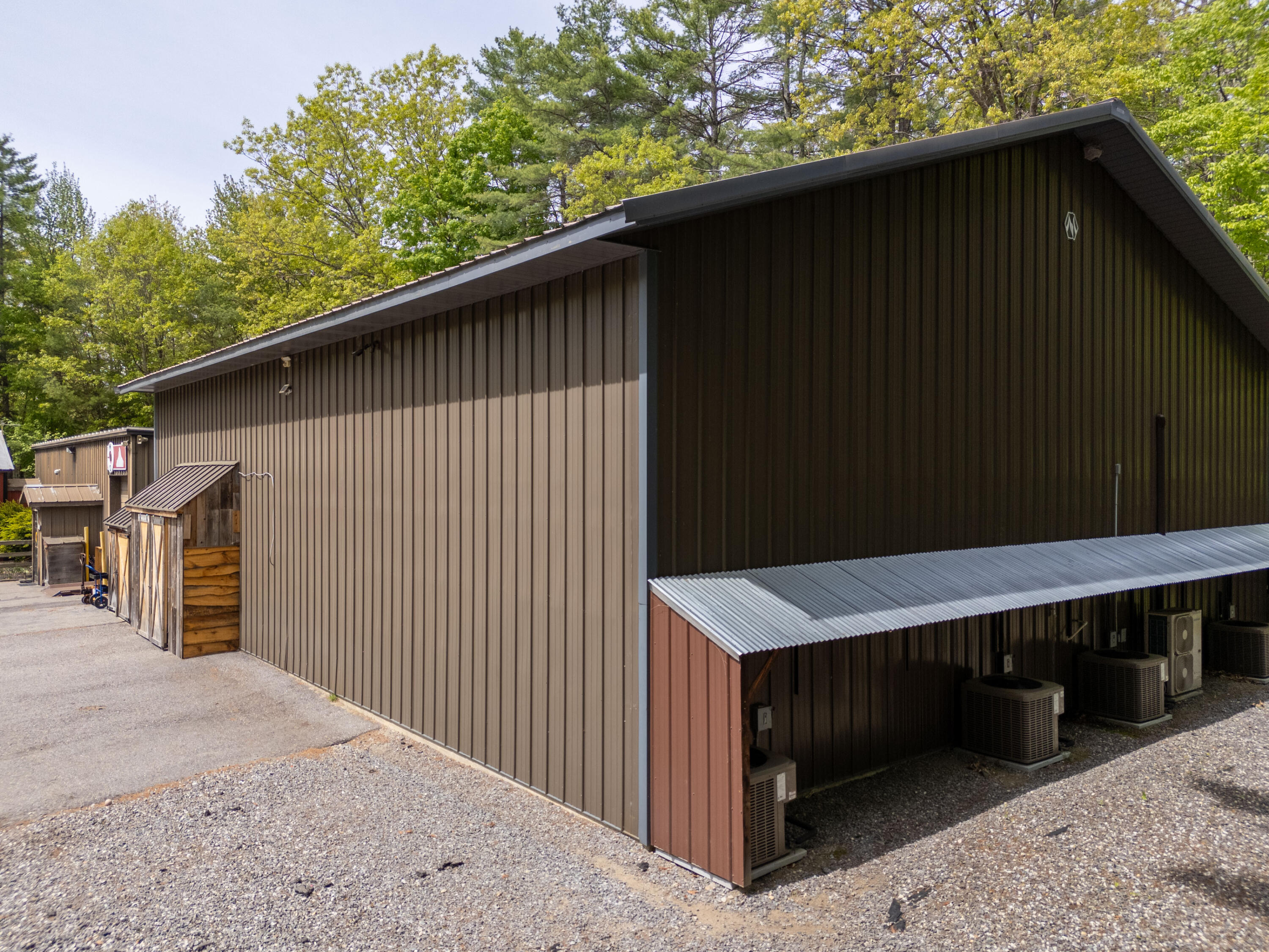 786 Howes Corner Road