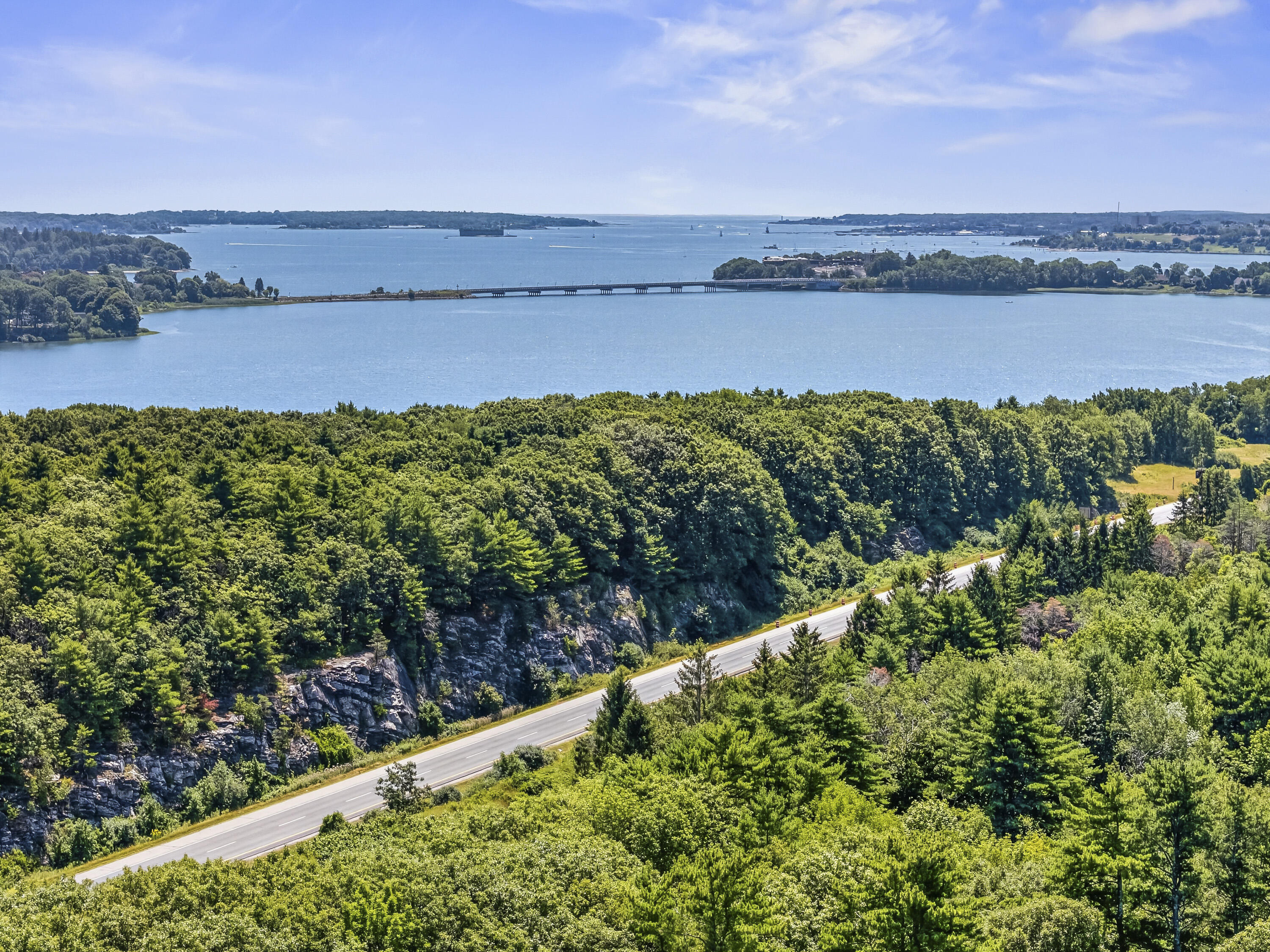 4 Pleasant Hill Road