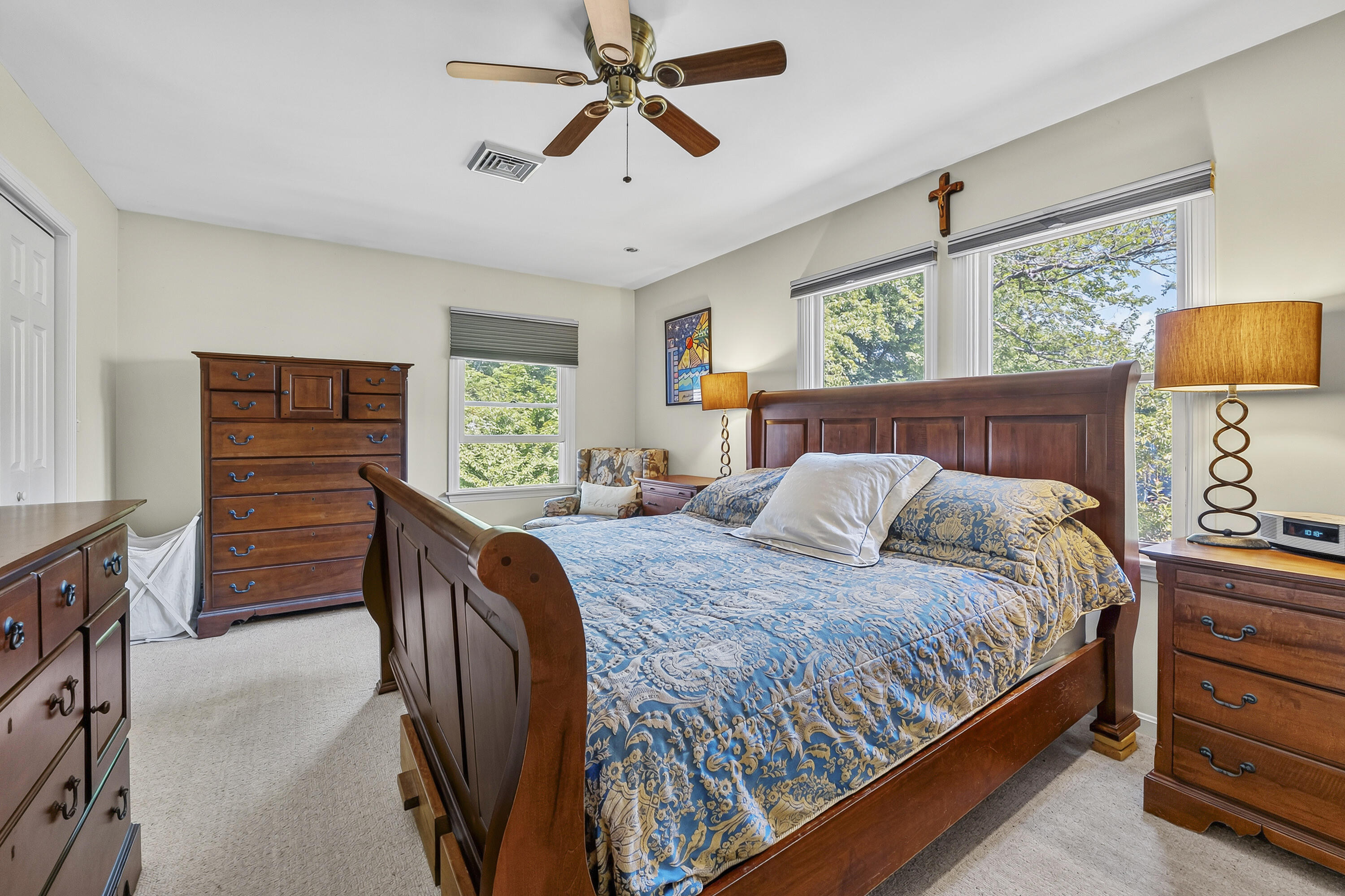 4 Pleasant Hill Road