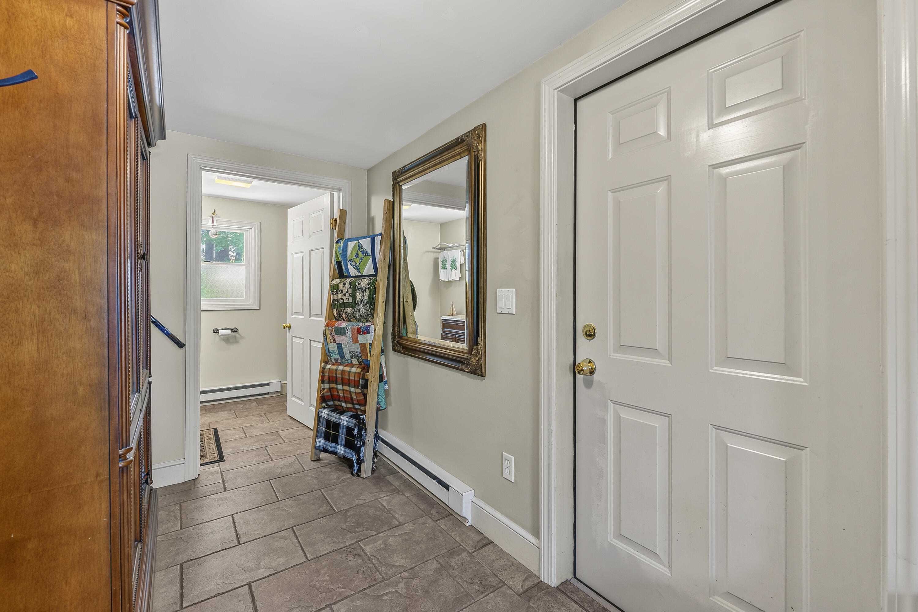 4 Pleasant Hill Road
