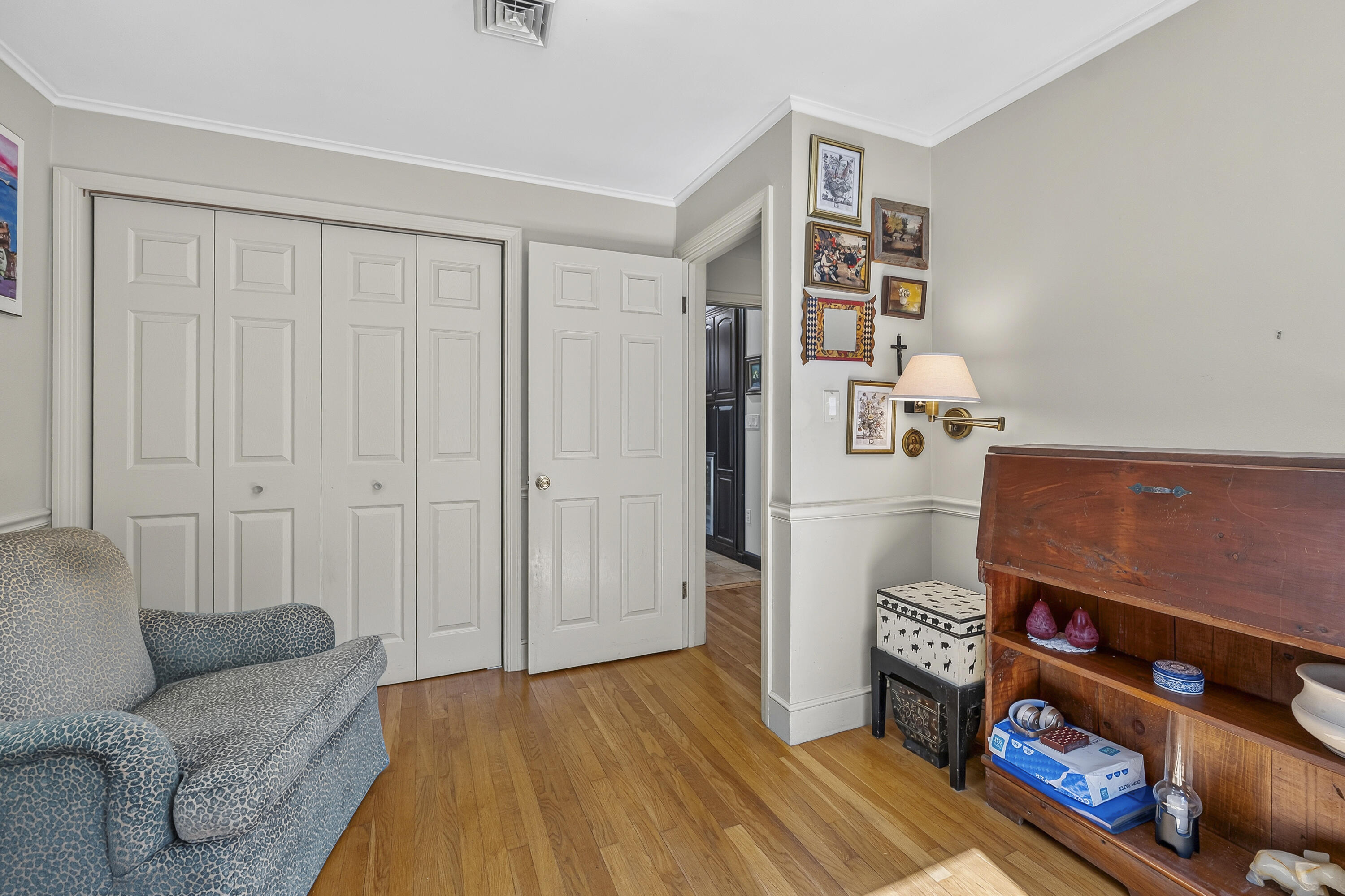 4 Pleasant Hill Road