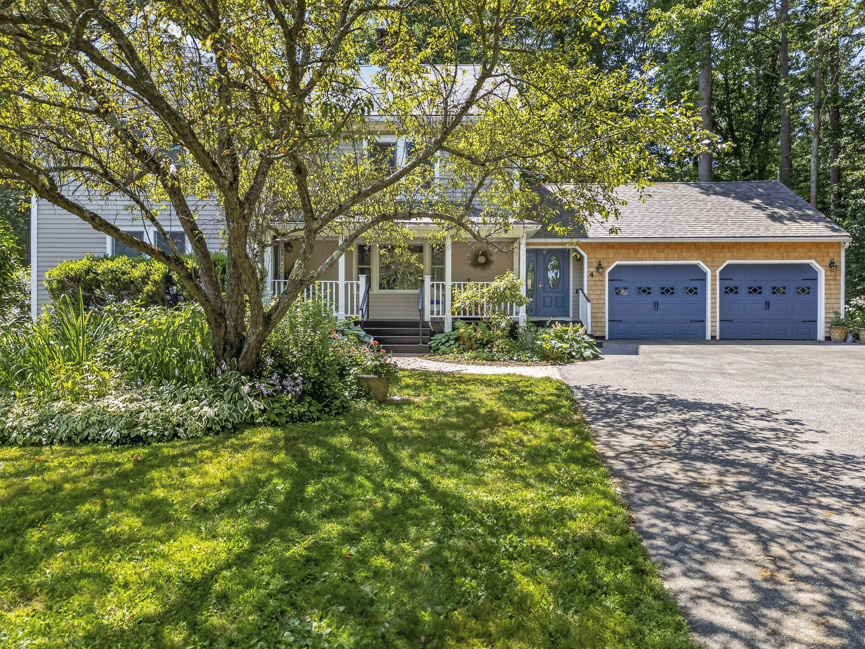 4 Pleasant Hill Road