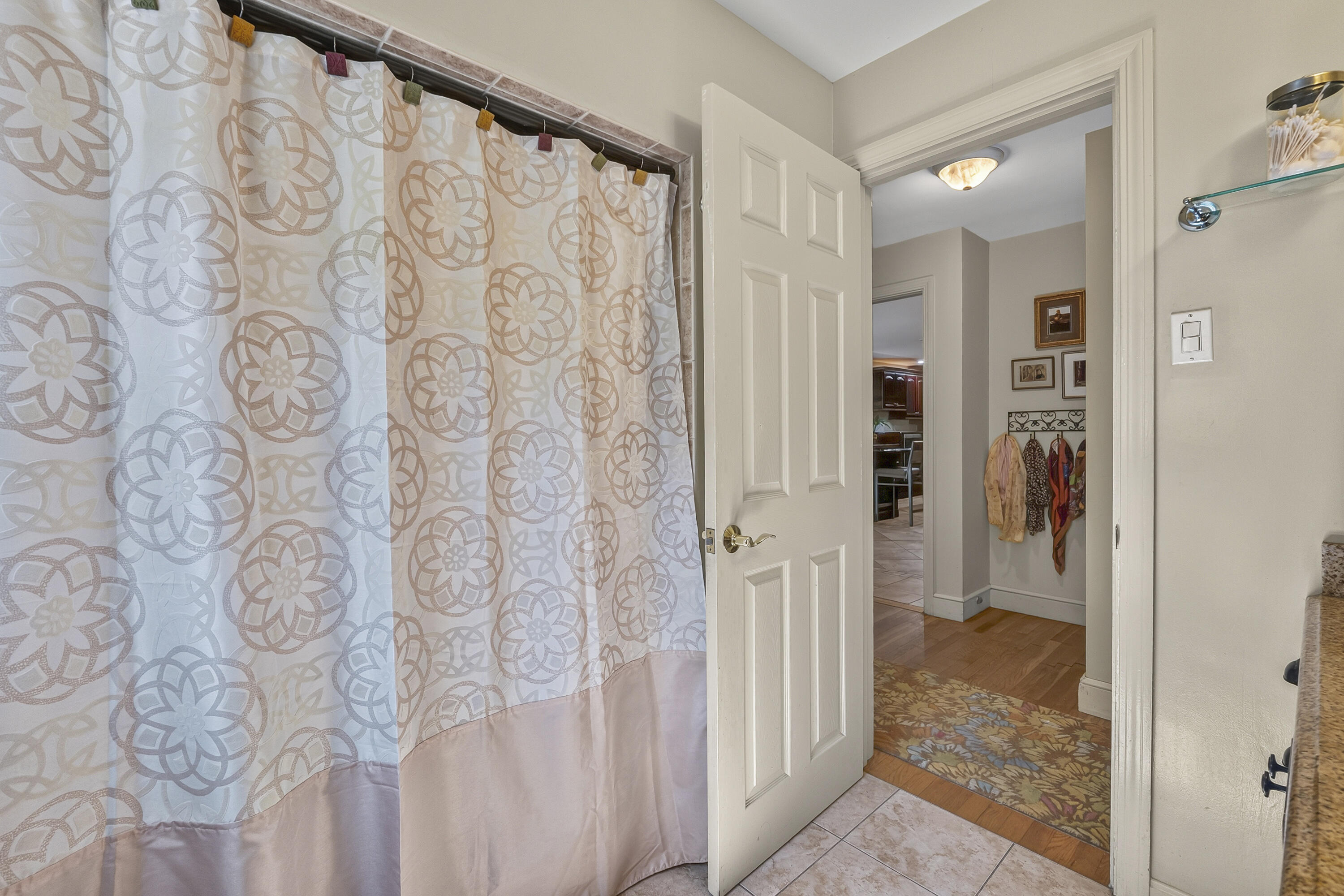 4 Pleasant Hill Road