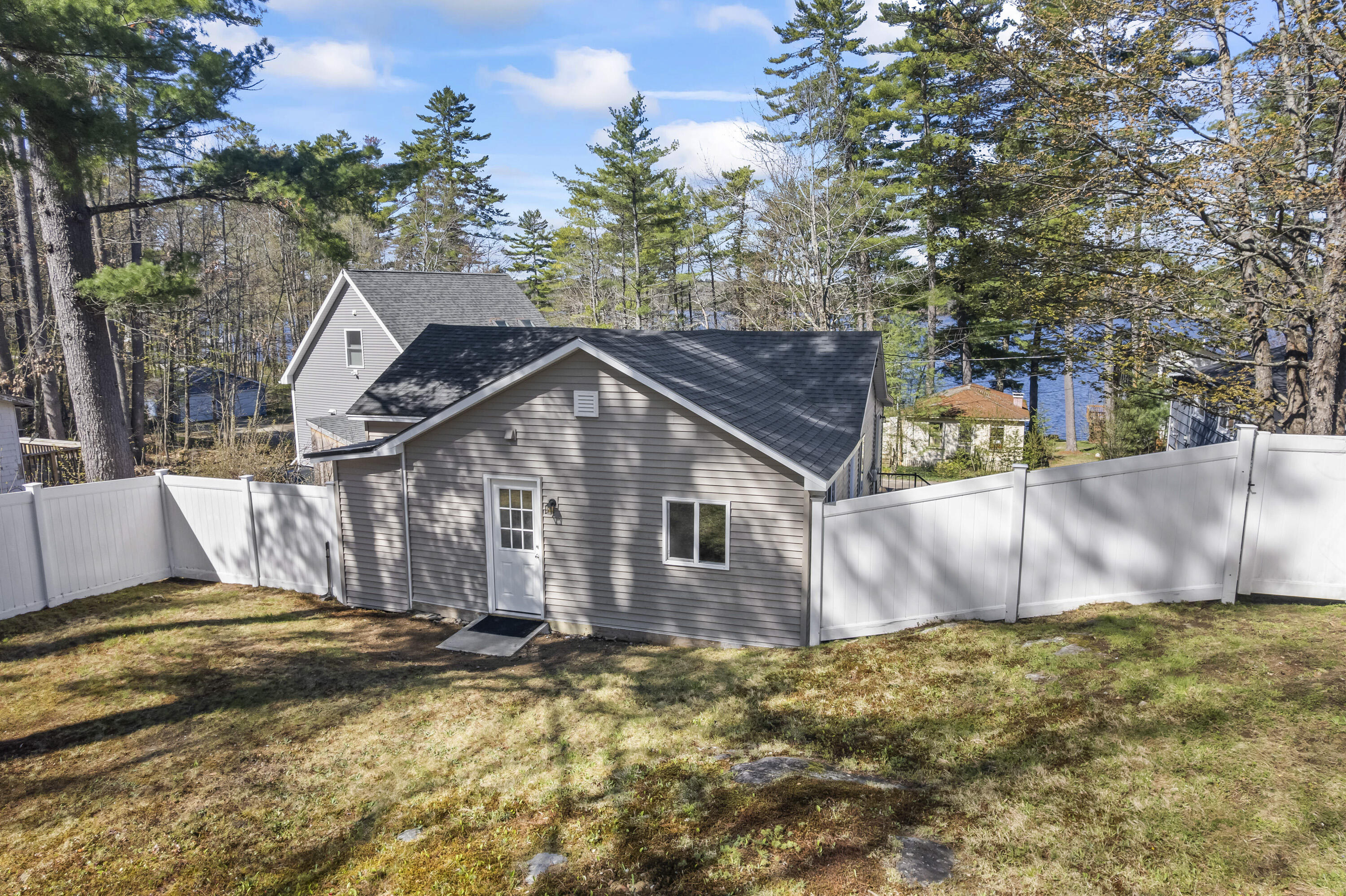 112 Taywood Road