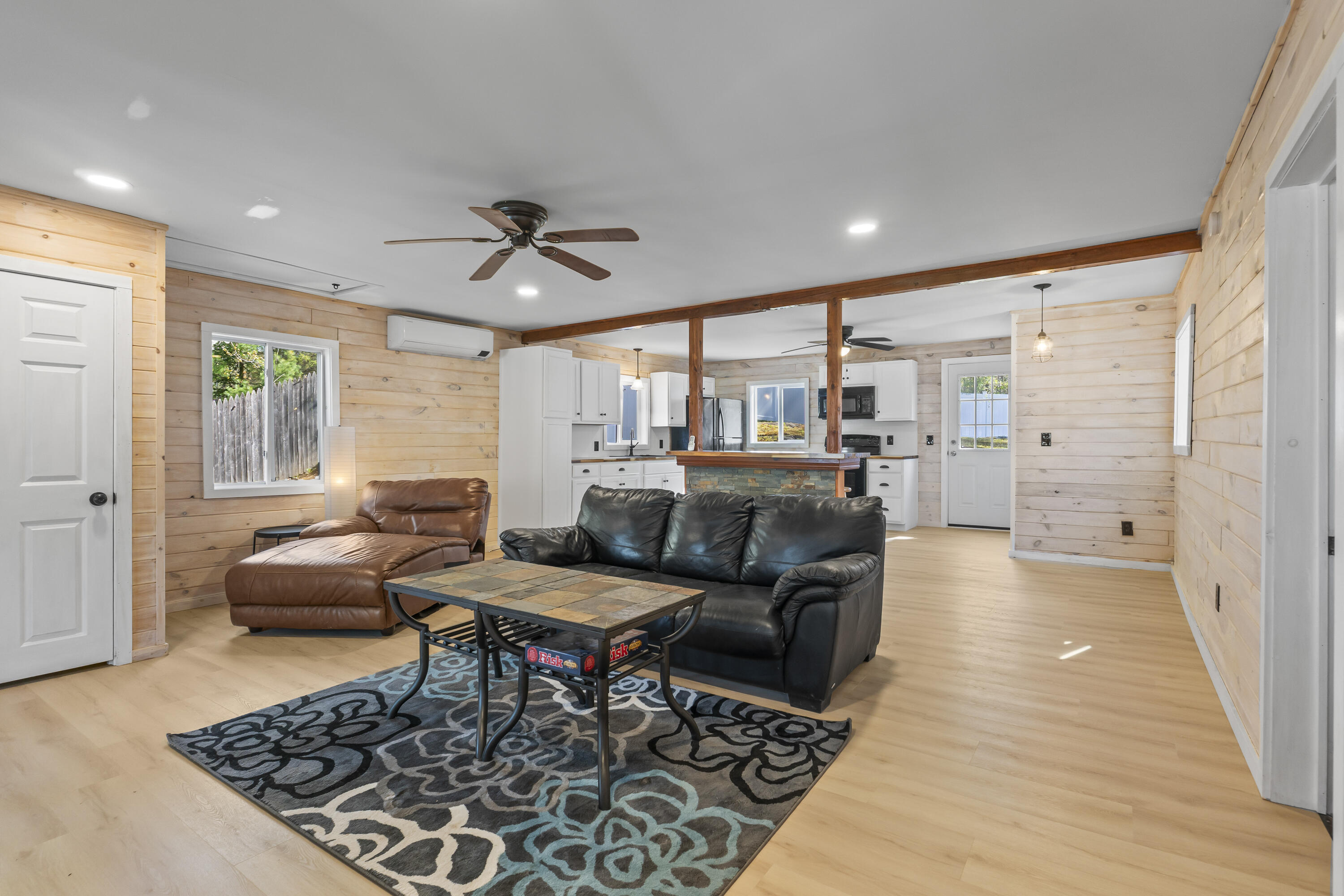 112 Taywood Road