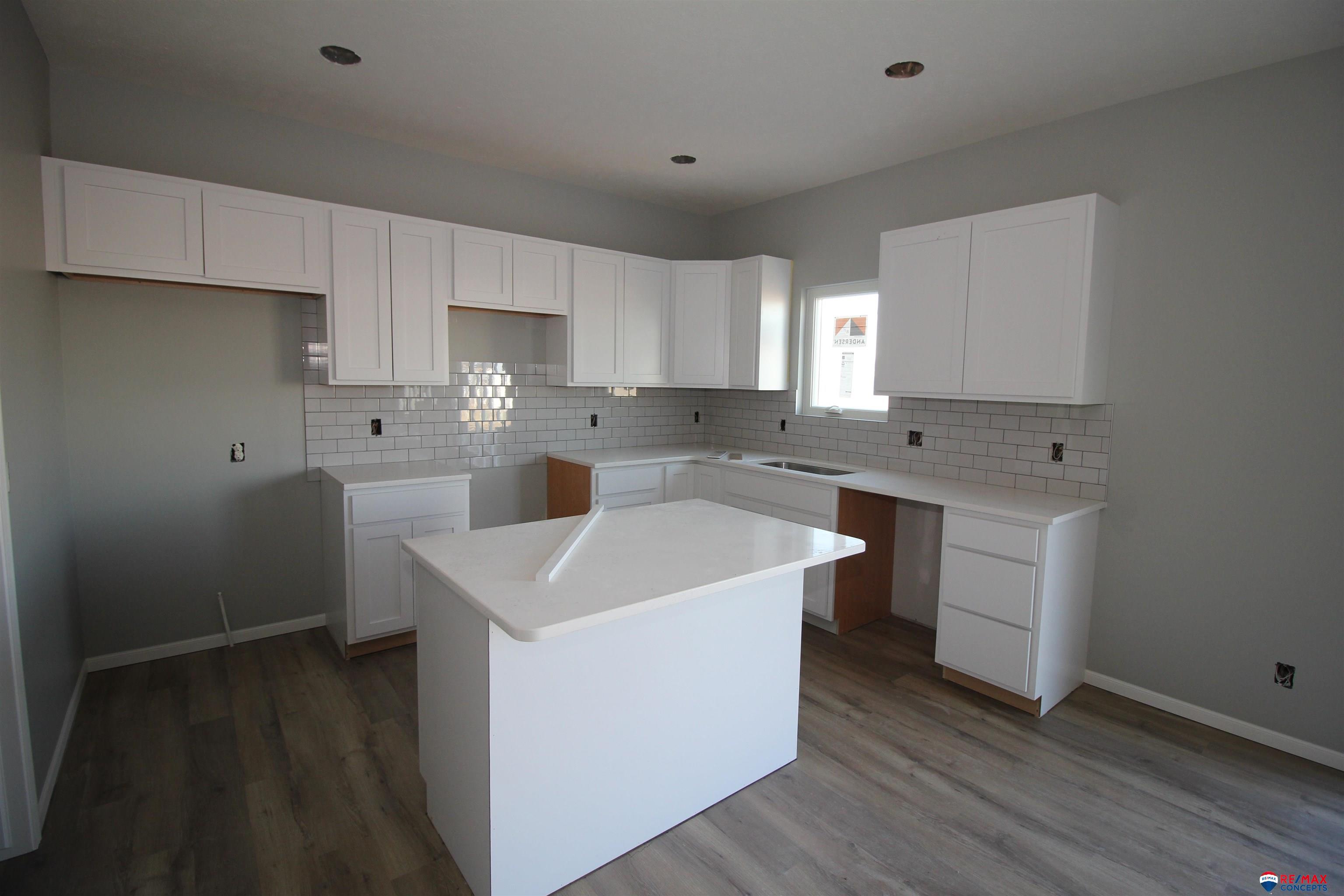 900 W Santa Clara Street