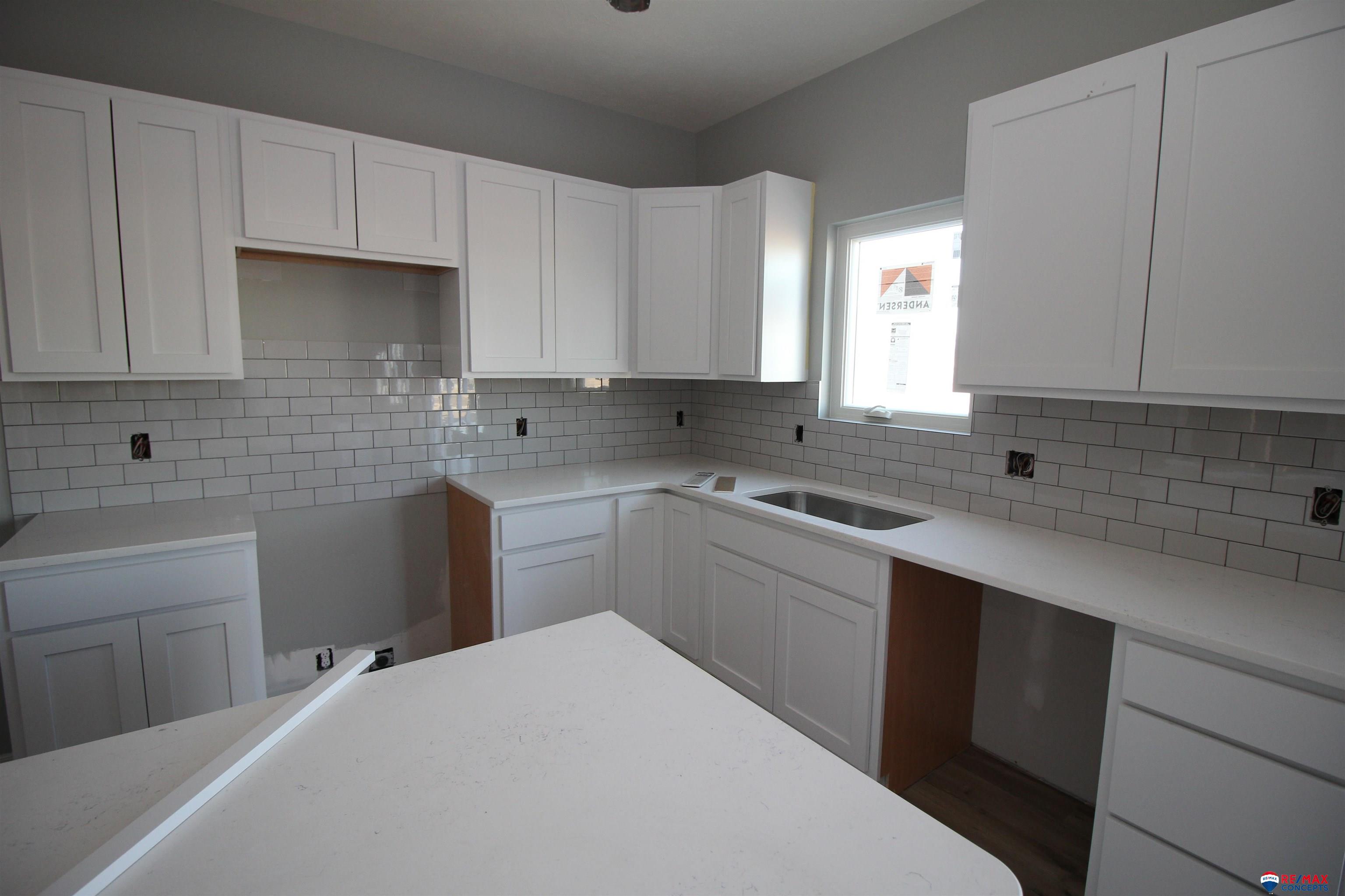 900 W Santa Clara Street