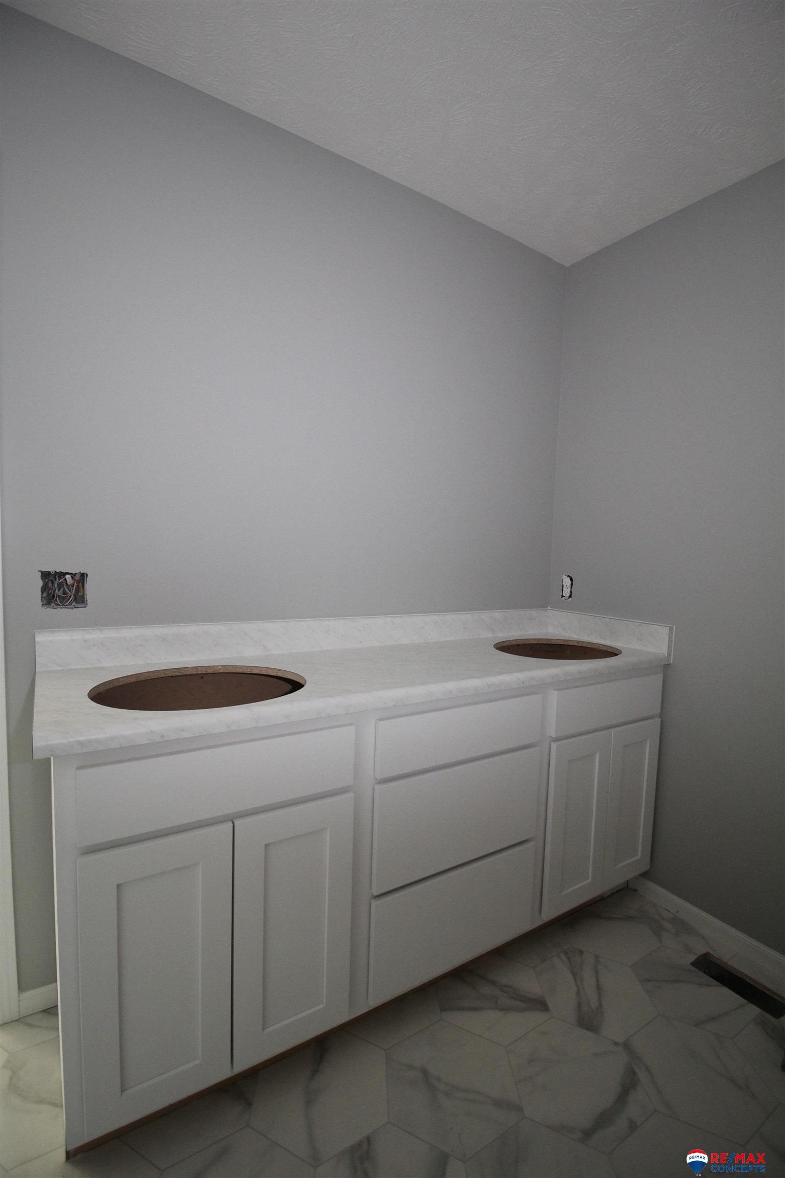 900 W Santa Clara Street