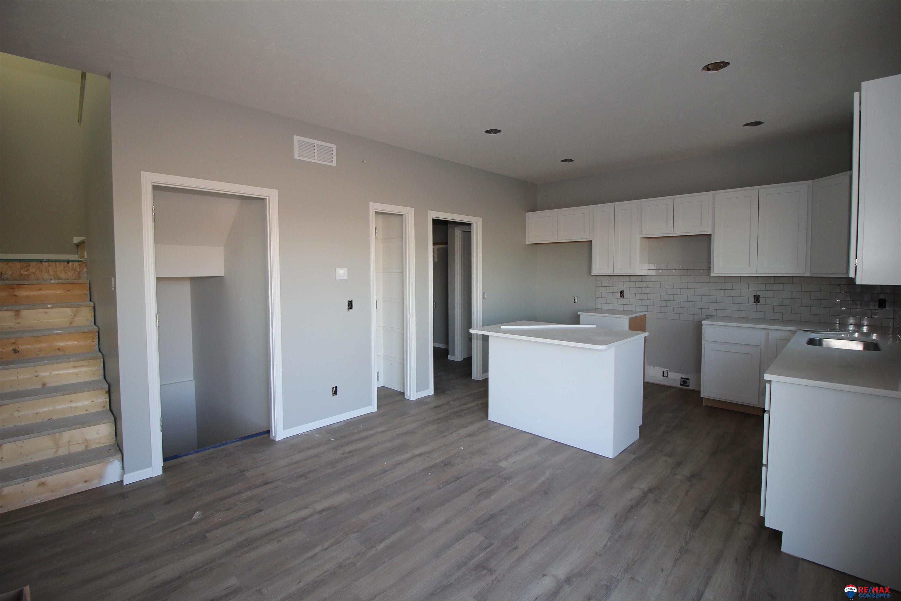 900 W Santa Clara Street