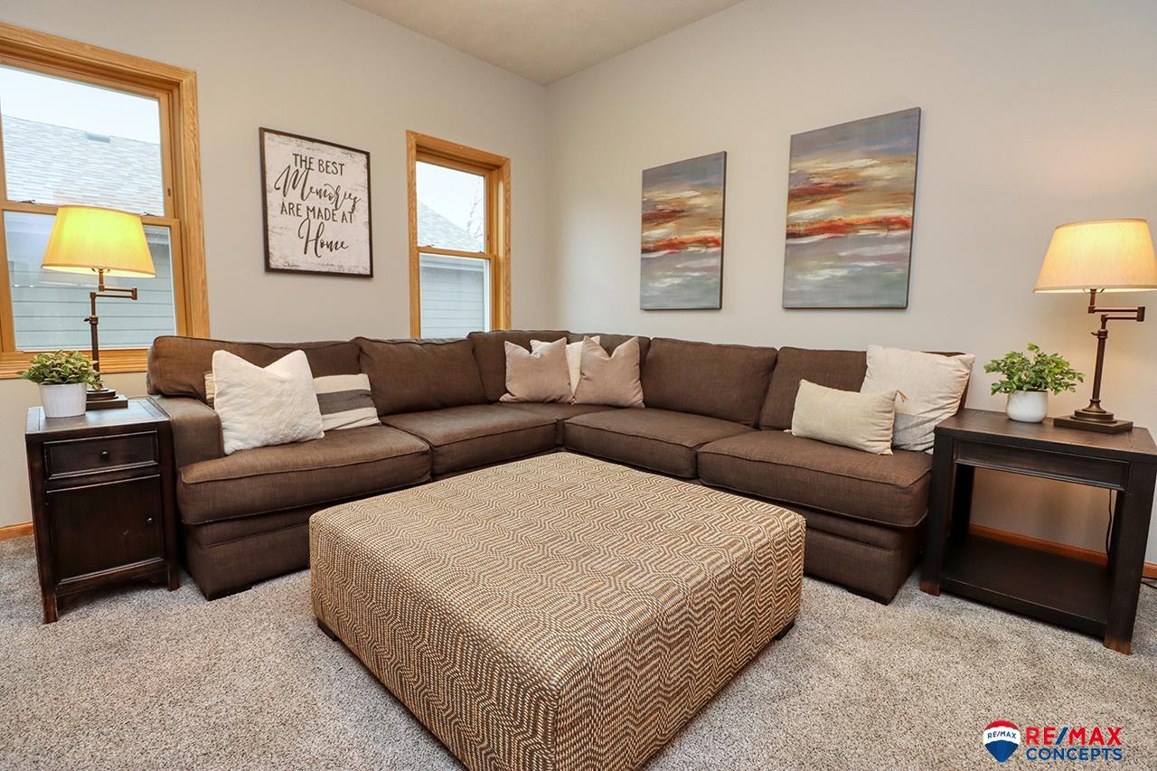 6135 Glass Ridge Drive