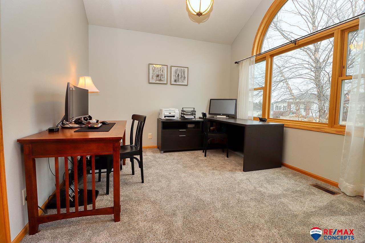 6135 Glass Ridge Drive