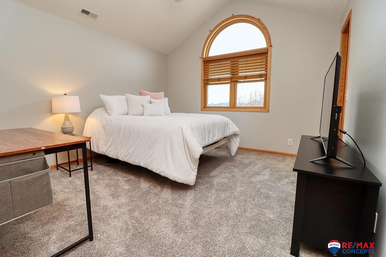 6135 Glass Ridge Drive