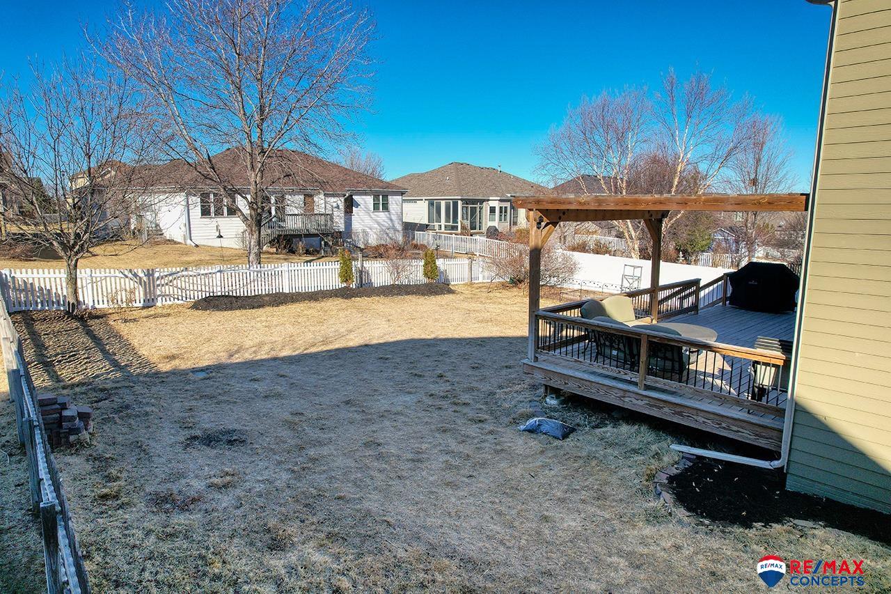 6135 Glass Ridge Drive