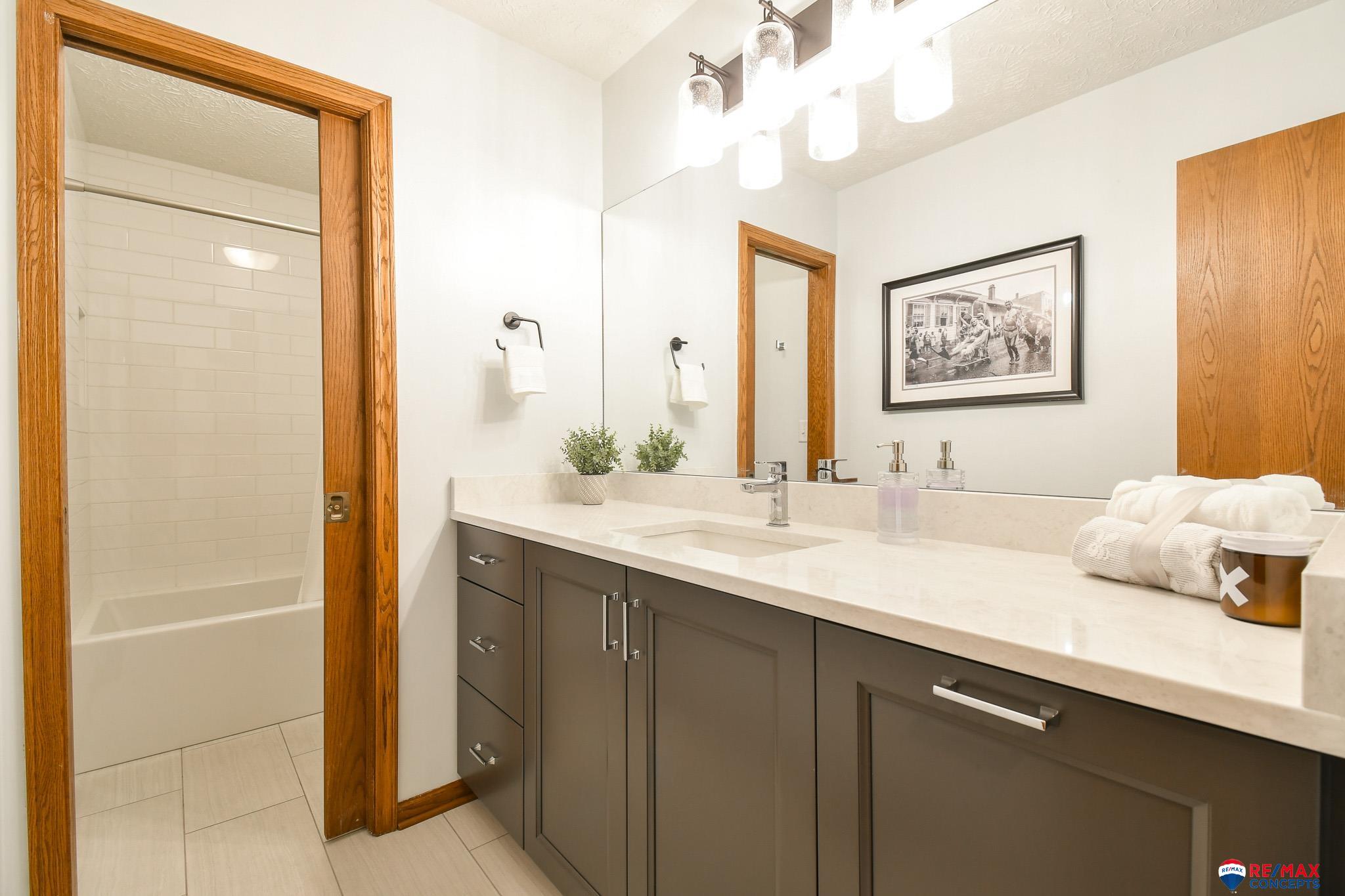 5020 Bunker Hill Road