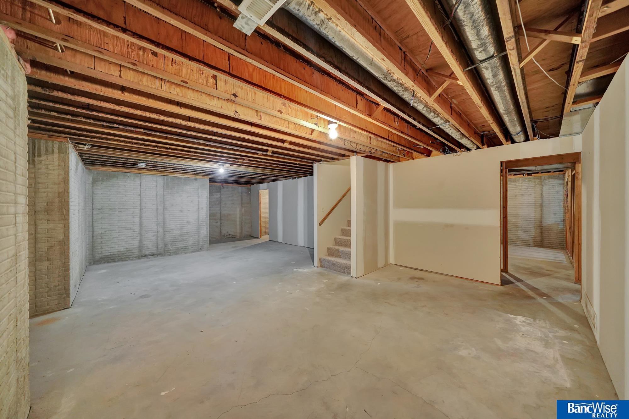 9700 Leighton Avenue