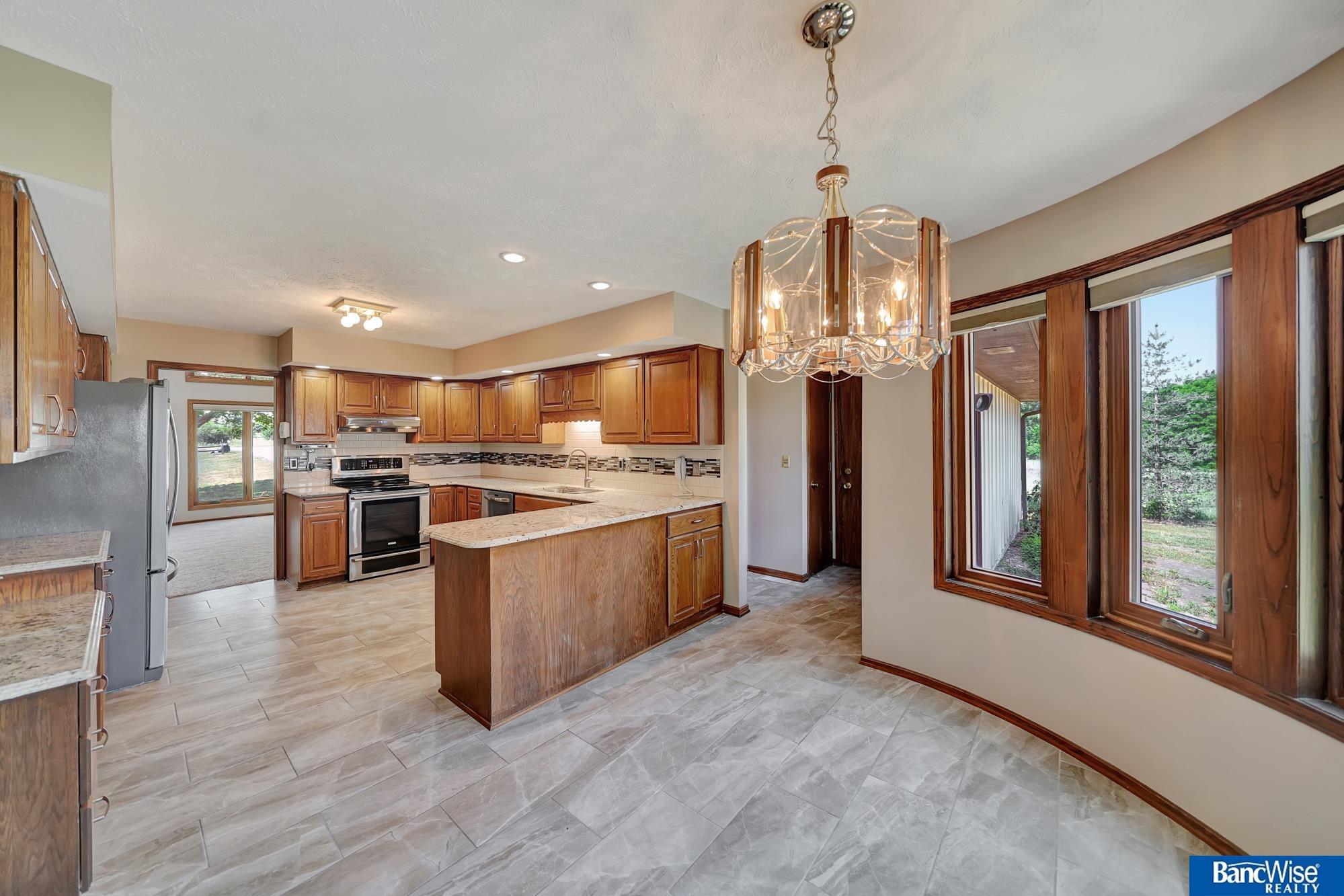 9700 Leighton Avenue