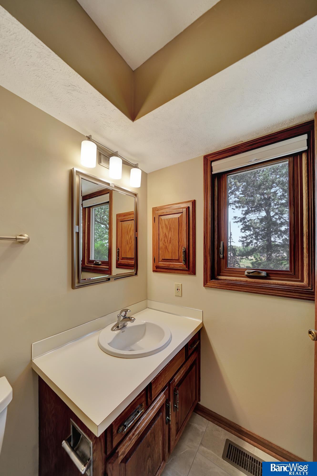 9700 Leighton Avenue