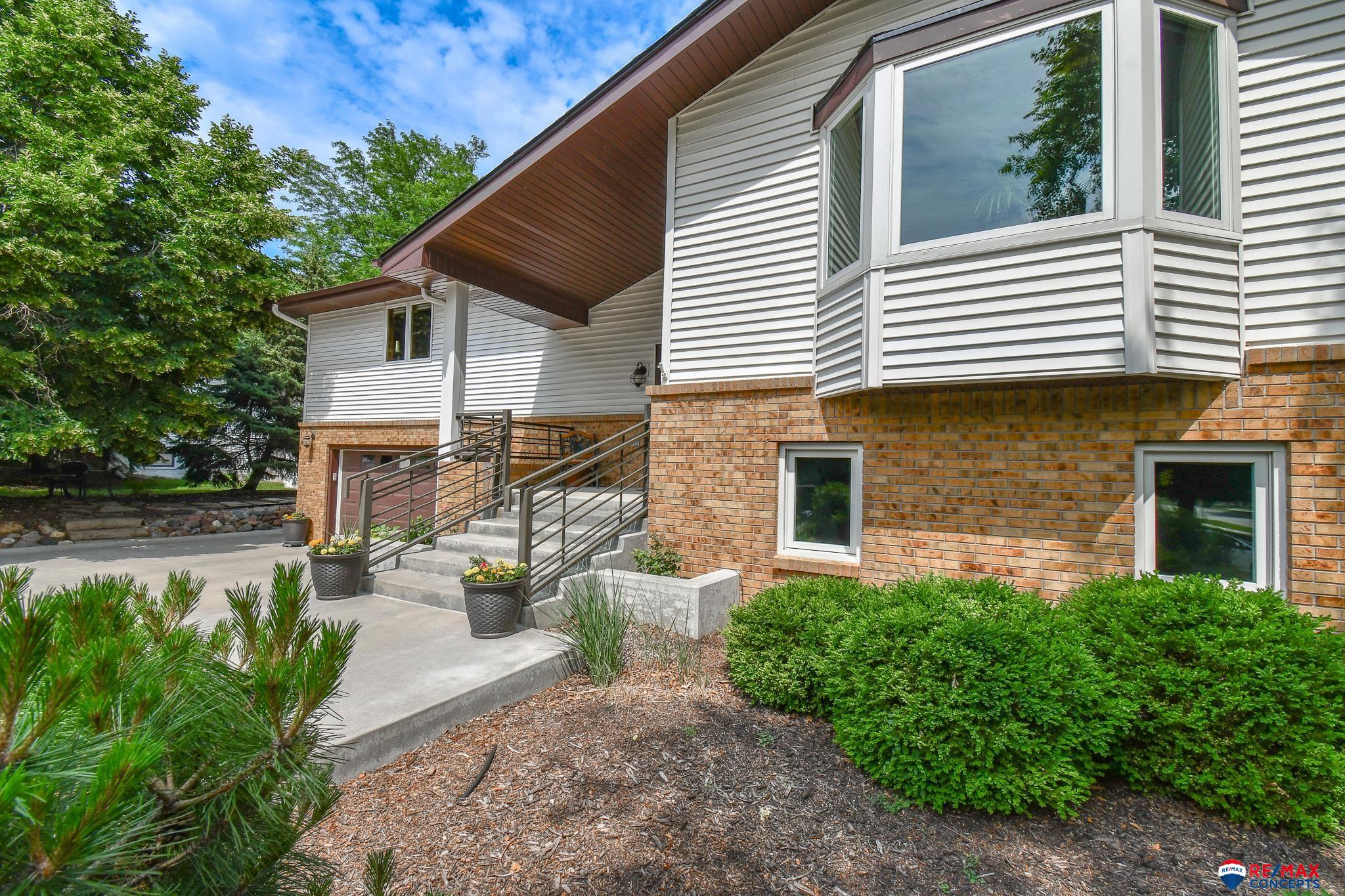 4040 S 82nd Street Circle