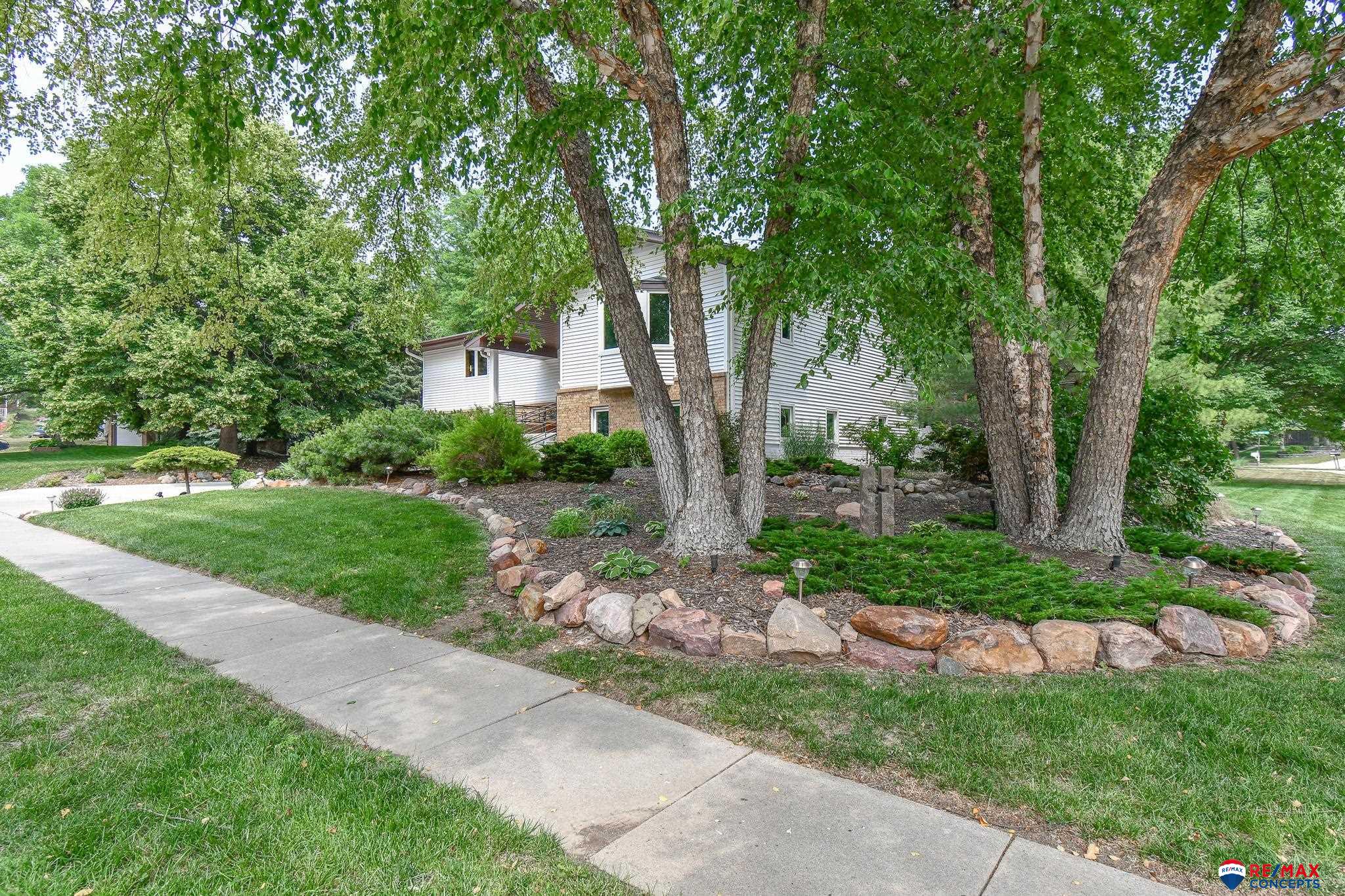 4040 S 82nd Street Circle