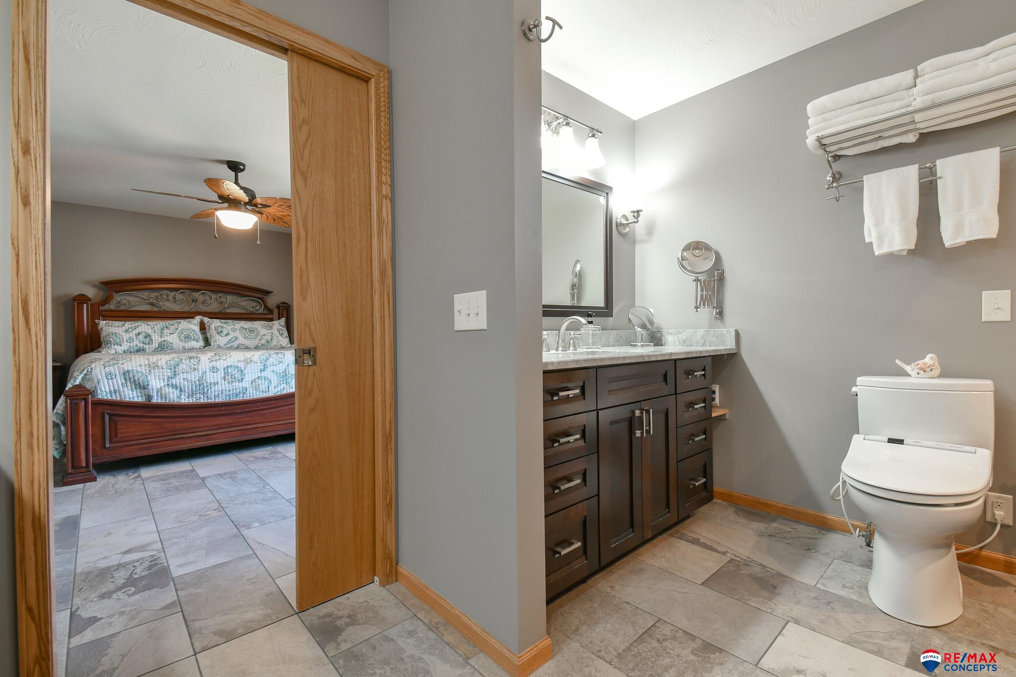 4040 S 82nd Street Circle