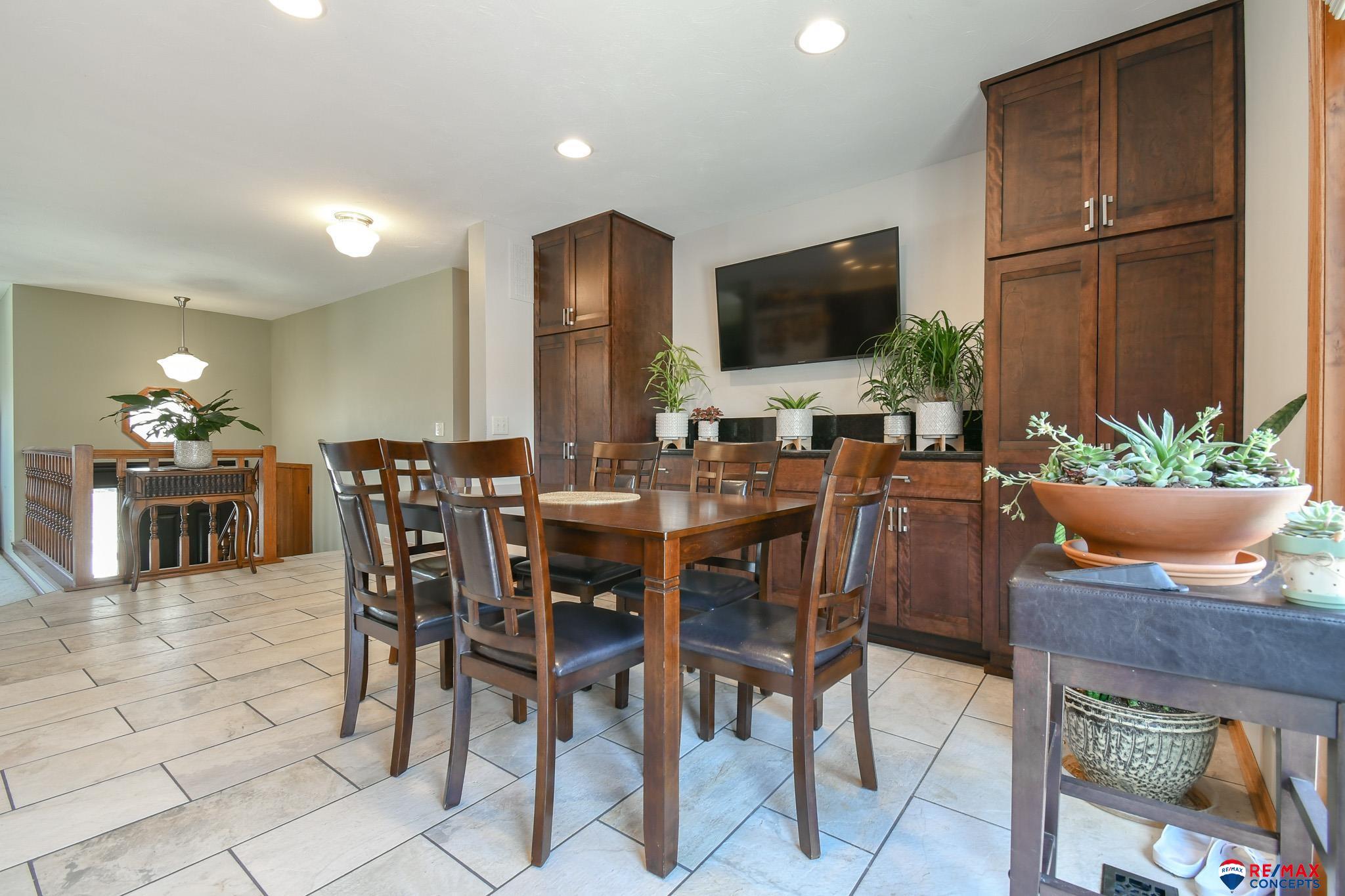 4040 S 82nd Street Circle