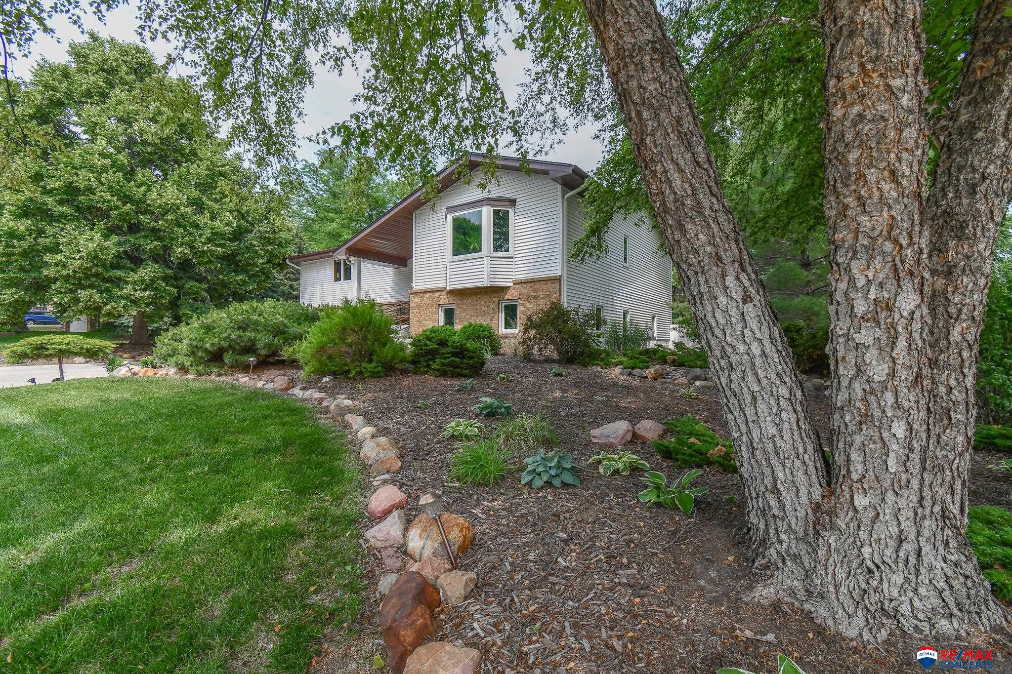 4040 S 82nd Street Circle