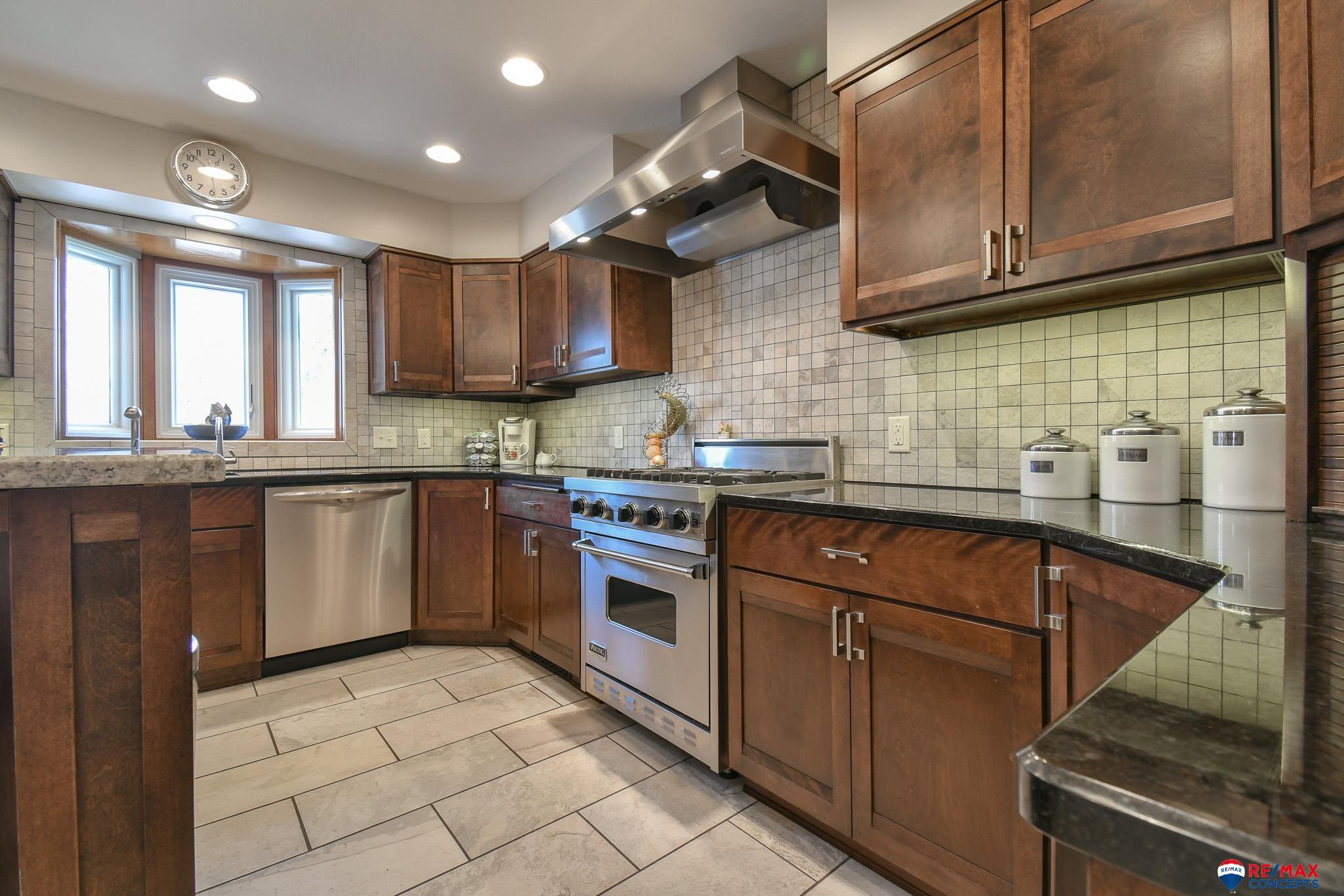 4040 S 82nd Street Circle