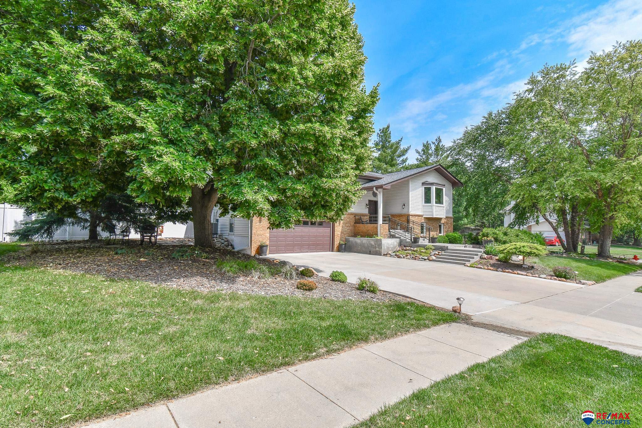 4040 S 82nd Street Circle