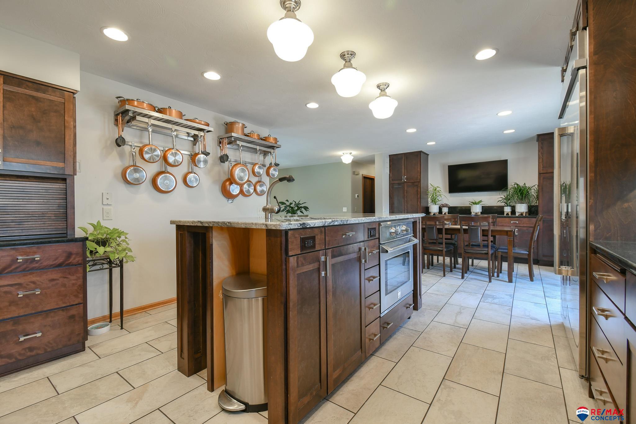 4040 S 82nd Street Circle