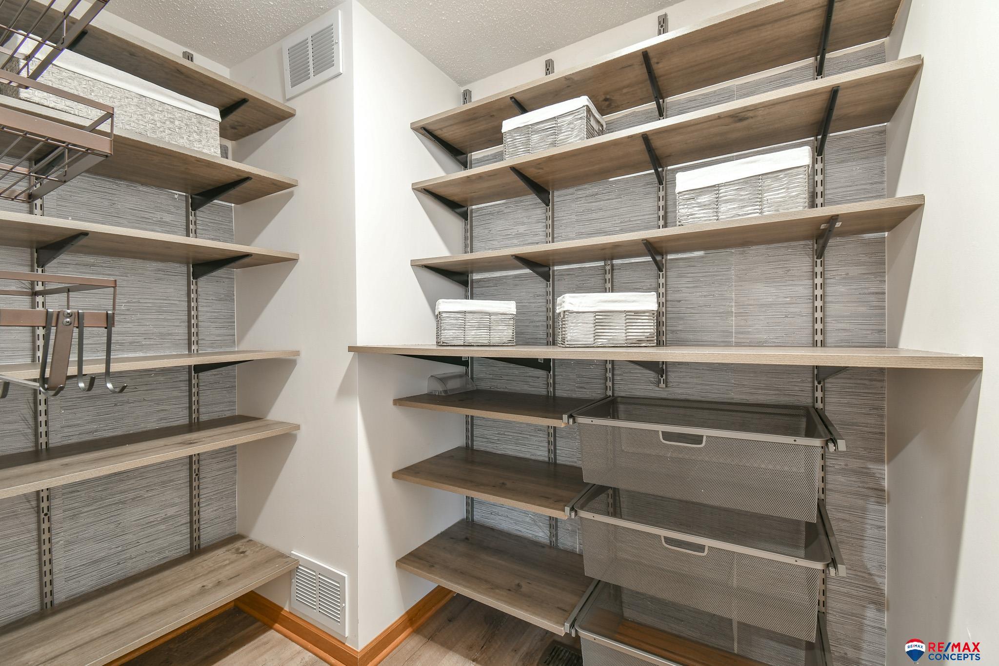 6421 White Dove Circle