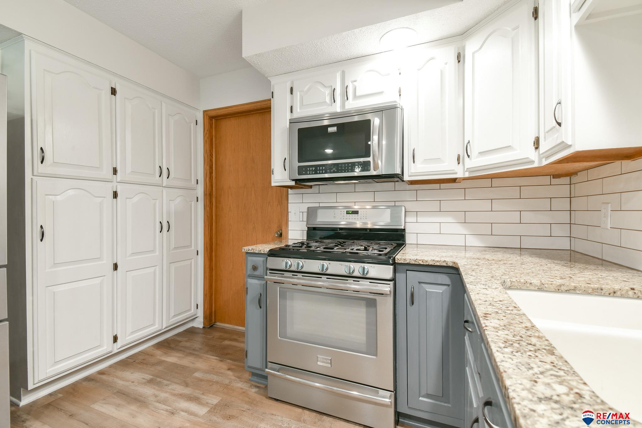 6421 White Dove Circle