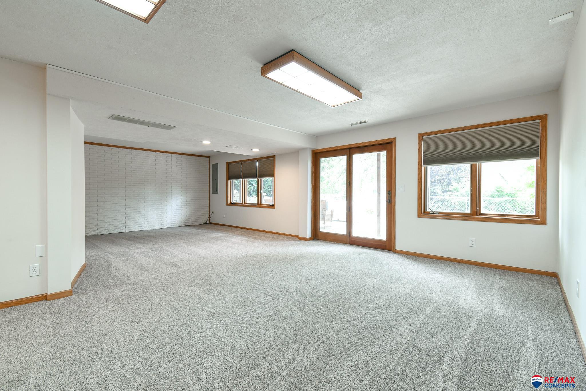 6421 White Dove Circle