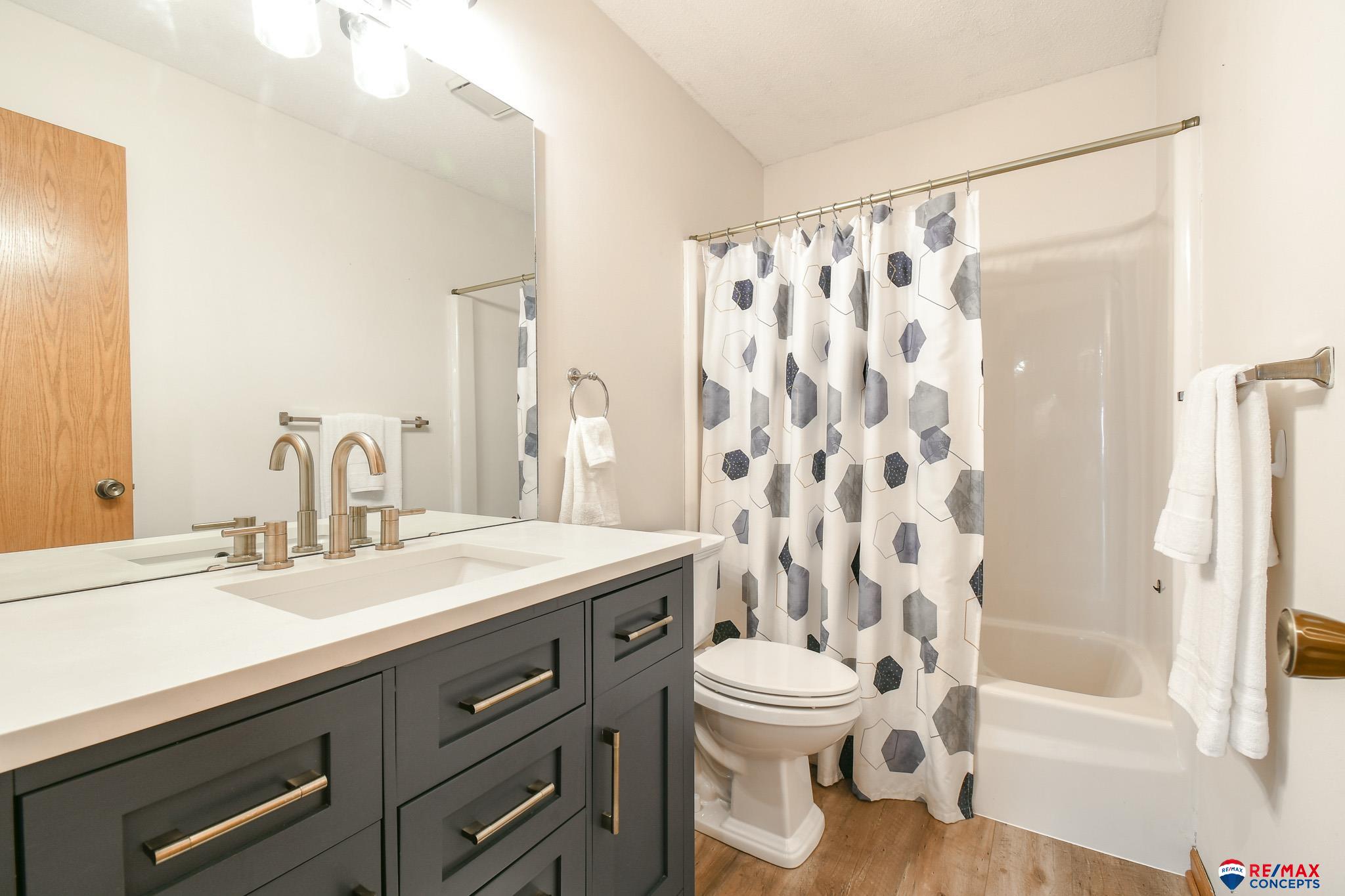 6421 White Dove Circle