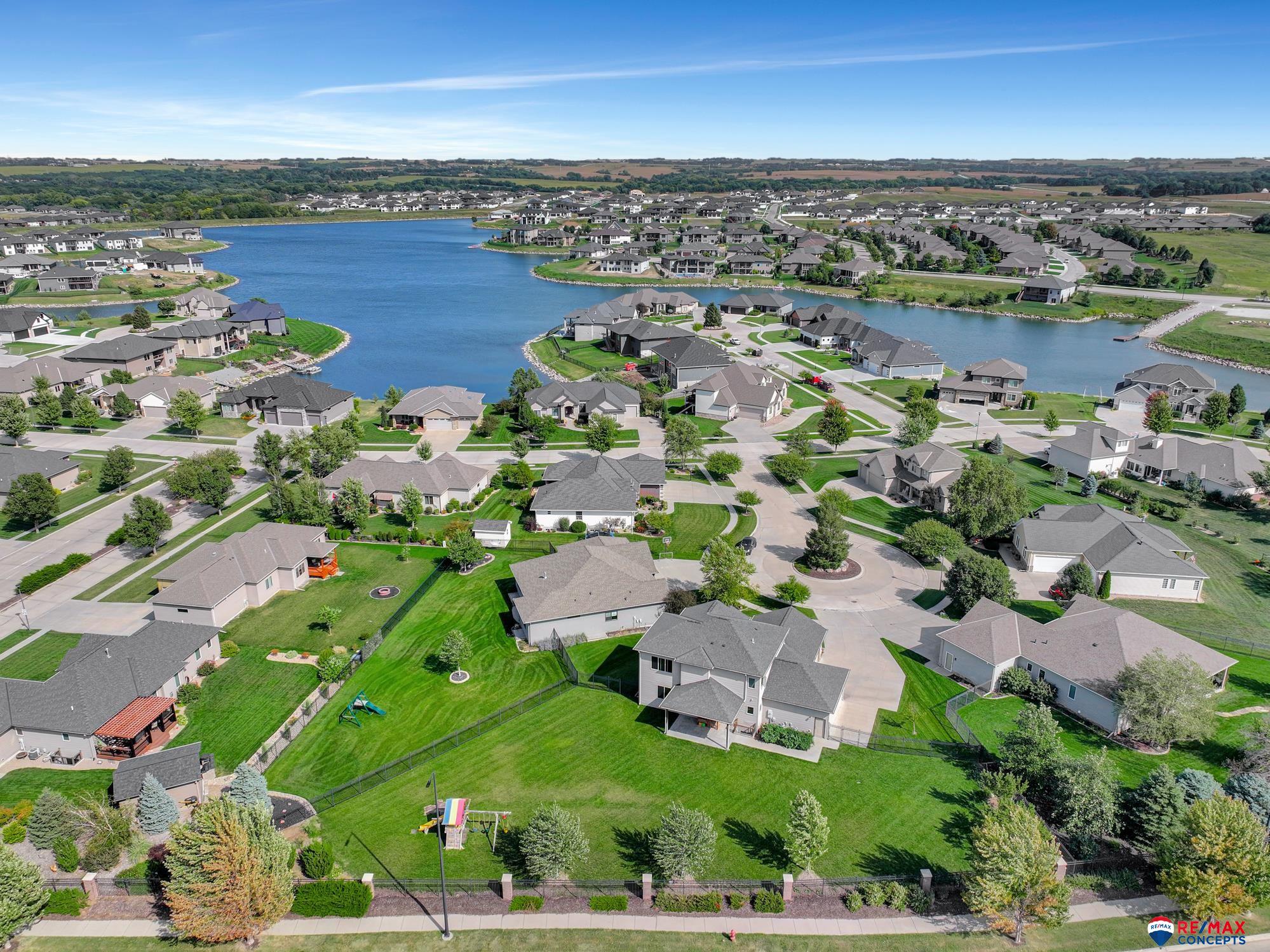 9900 Crystal Water Circle