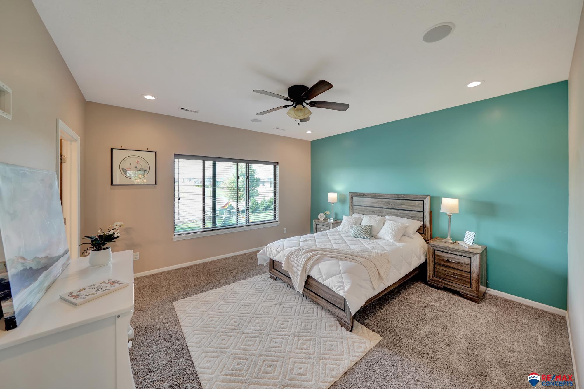 9900 Crystal Water Circle