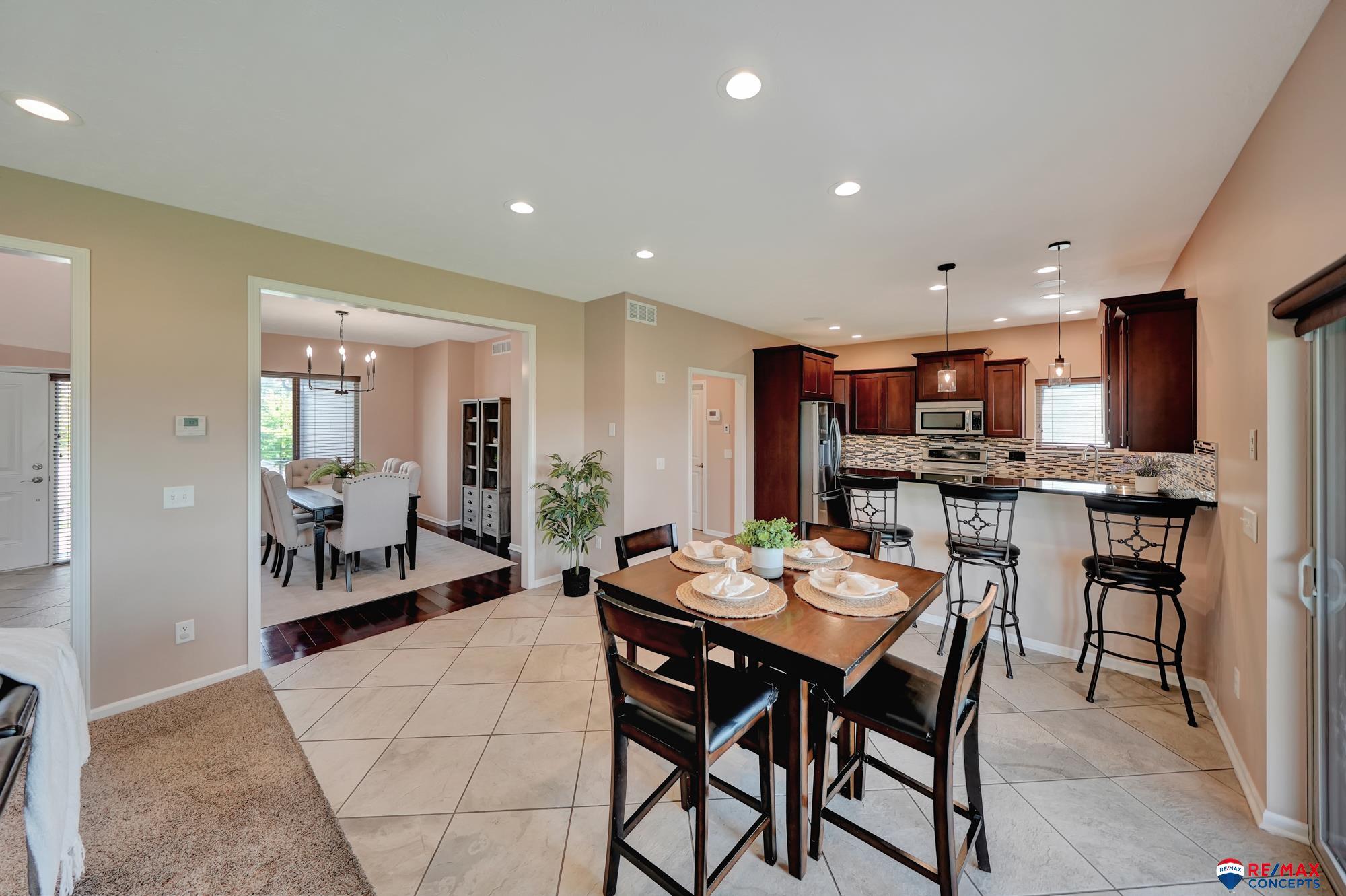 9900 Crystal Water Circle