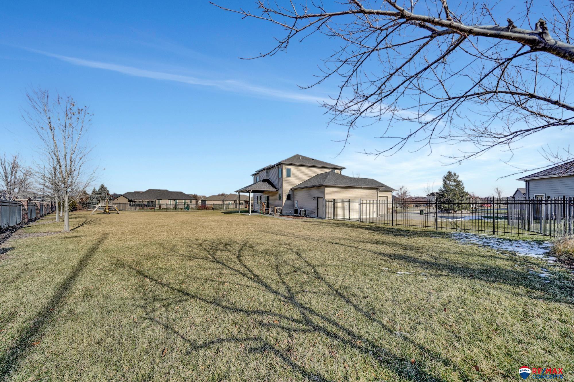 9900 Crystal Water Circle