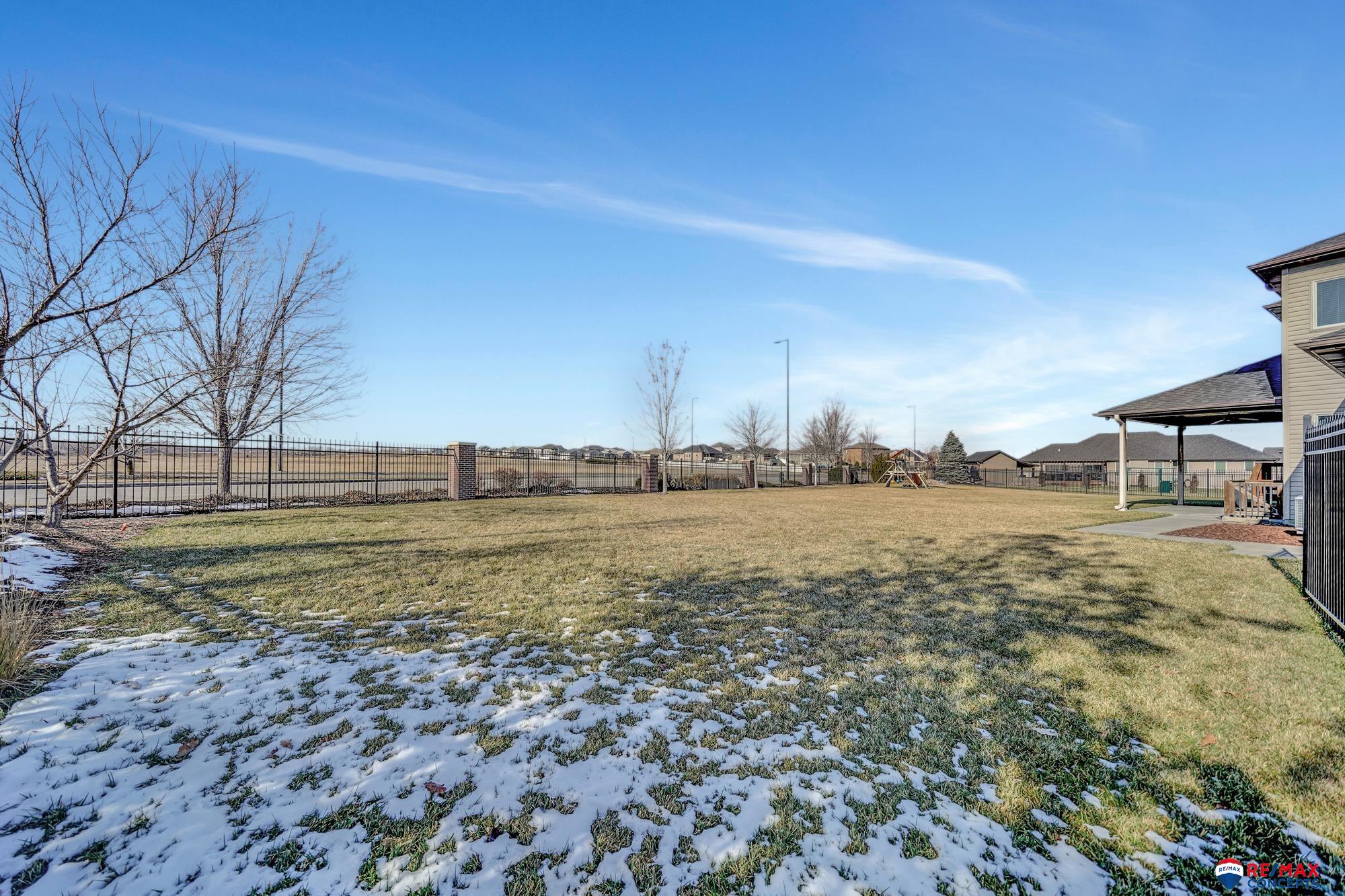 9900 Crystal Water Circle