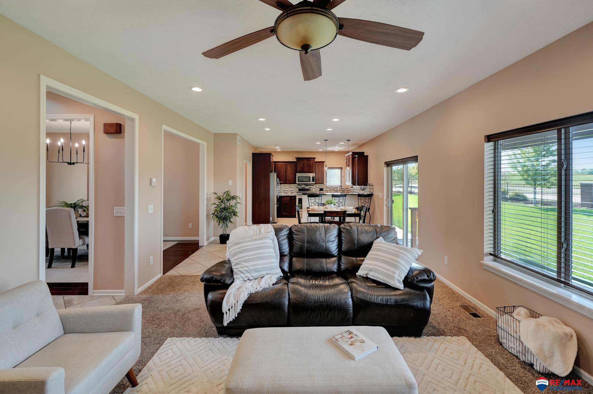 9900 Crystal Water Circle