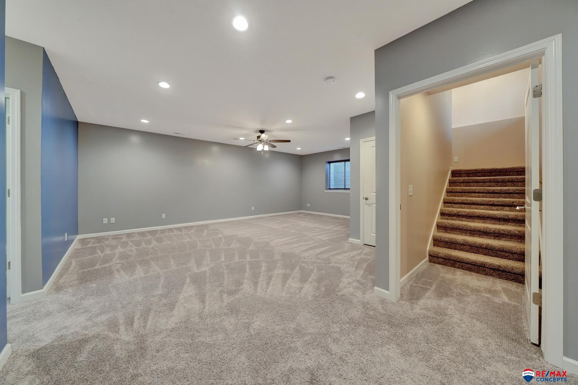 9900 Crystal Water Circle